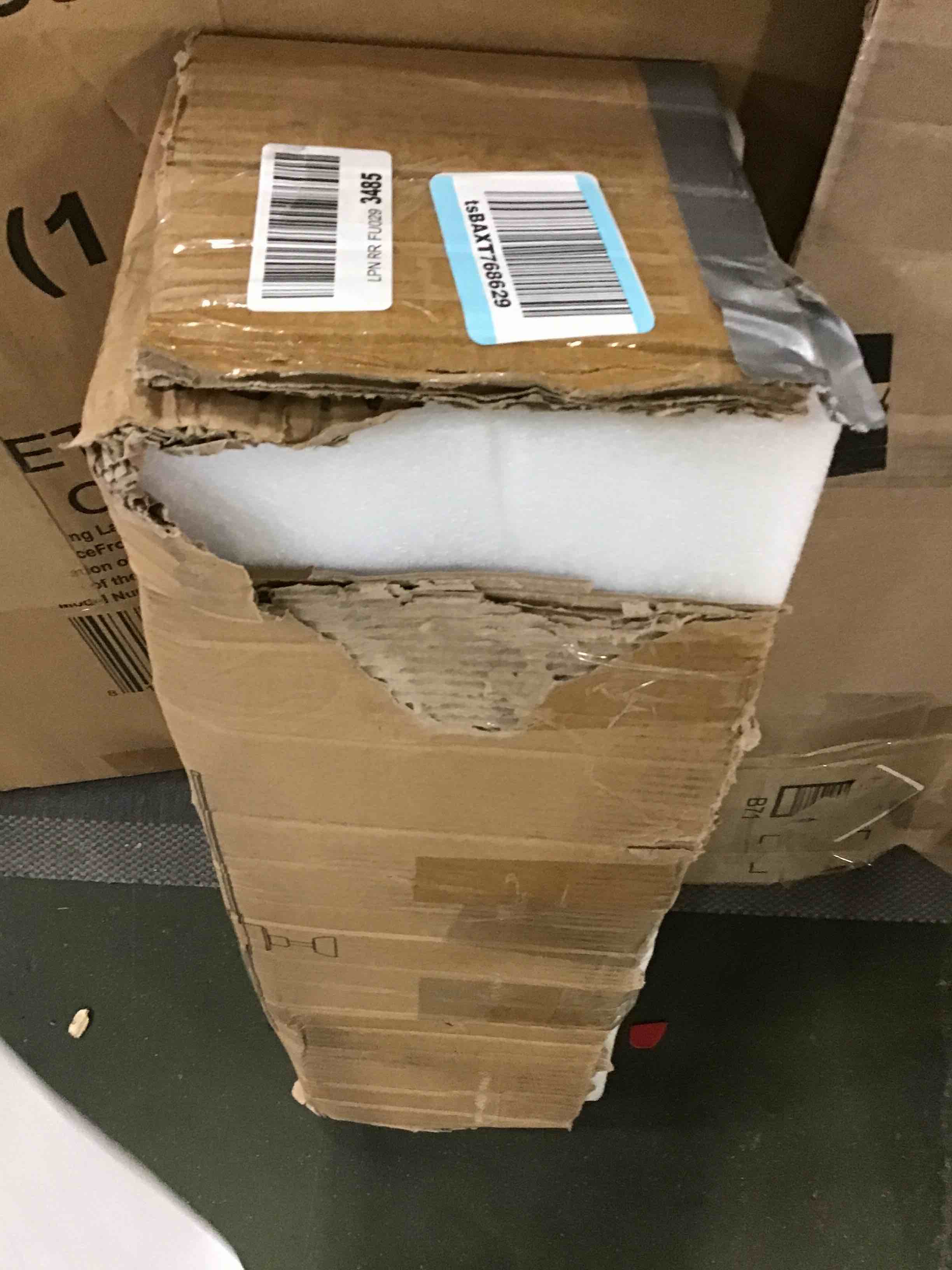 https://s3.amazonaws.com/lotting-images-prod/bidfta/BLU5311635_1689604627508.jpeg