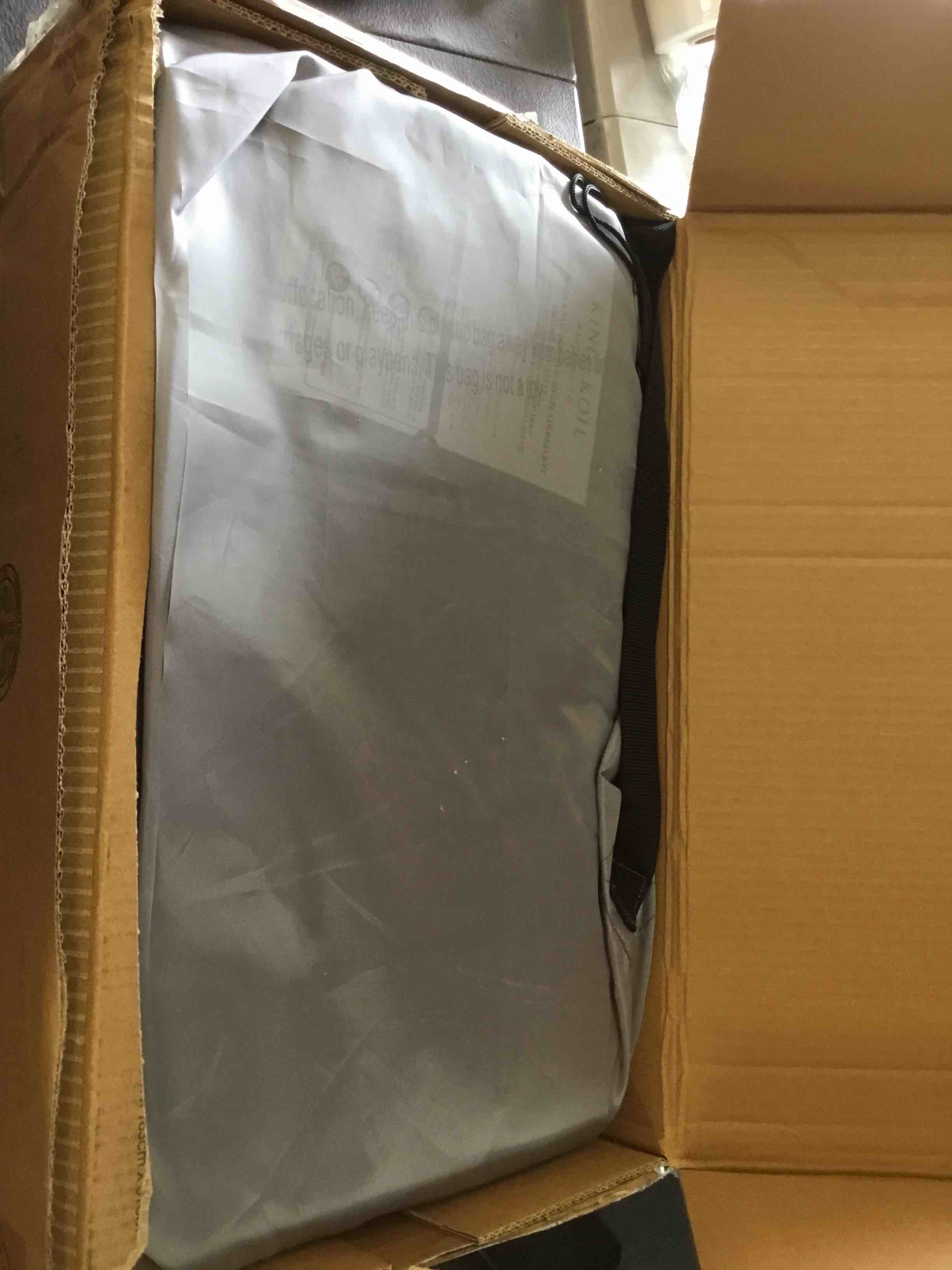 https://s3.amazonaws.com/lotting-images-prod/bidfta/BLU5313405_1689621647163.jpeg