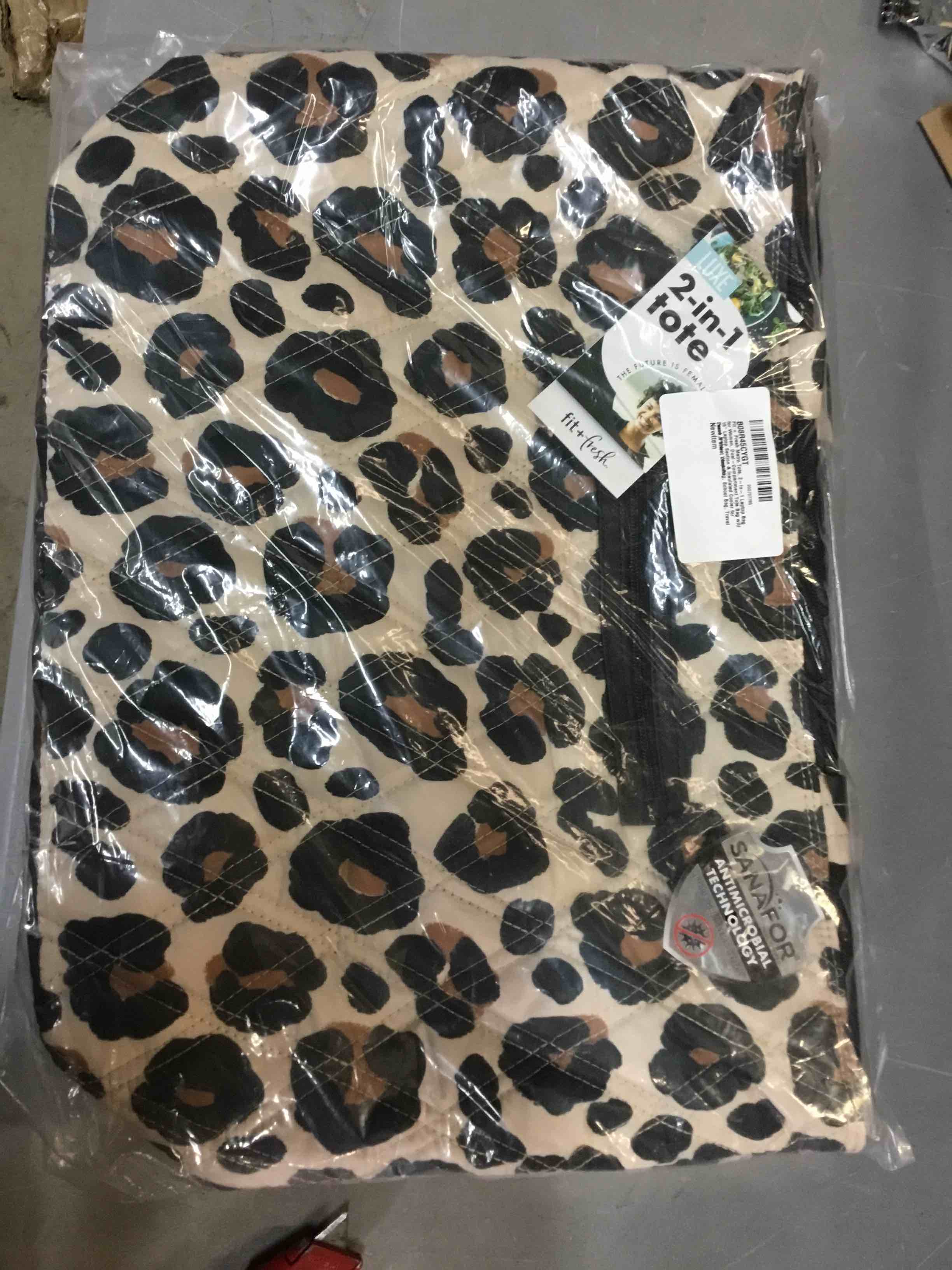 https://s3.amazonaws.com/lotting-images-prod/bidfta/BLU5316715_1689690050902.jpeg