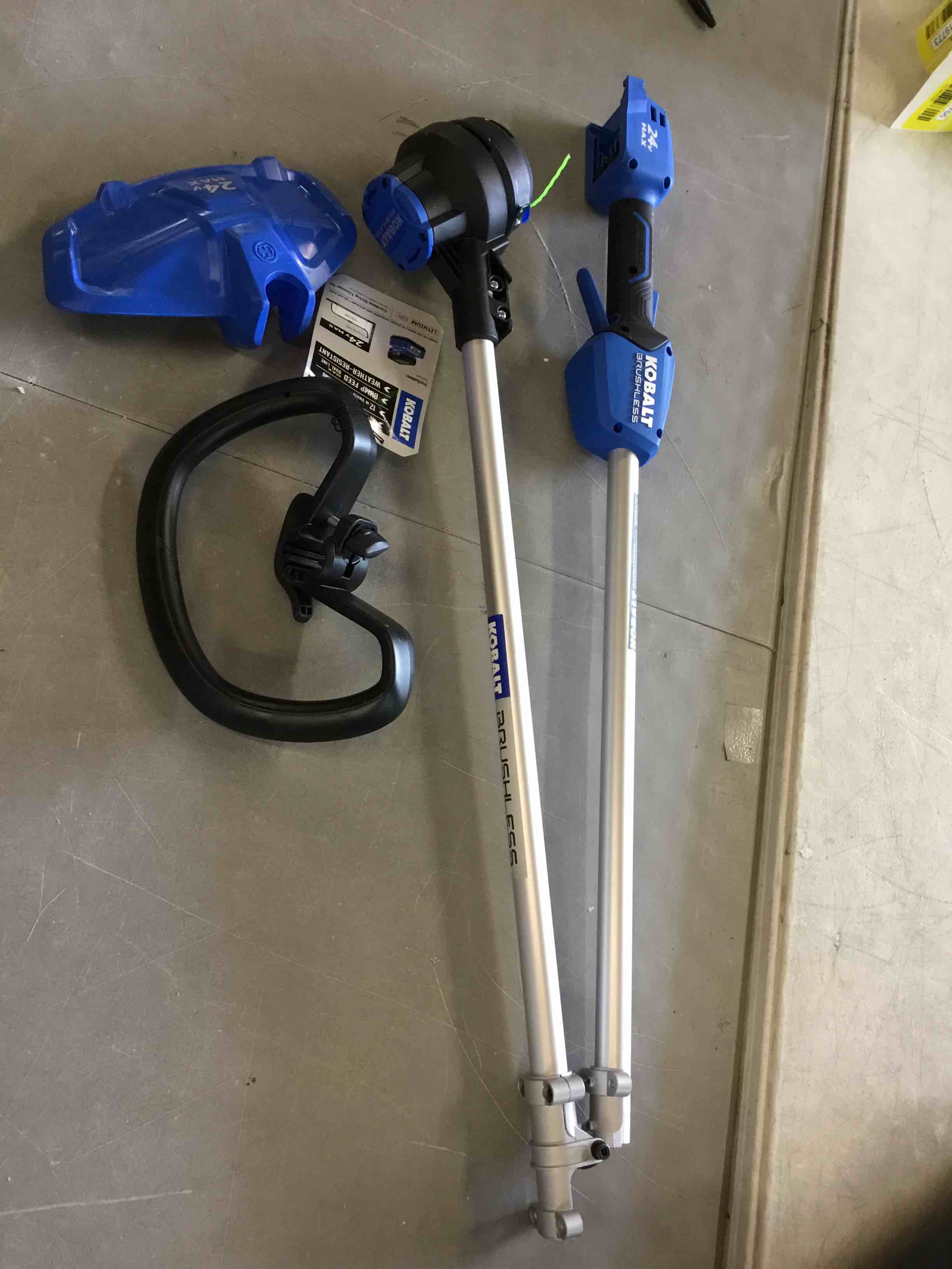 https://s3.amazonaws.com/lotting-images-prod/bidfta/BLU5317174_1692719503840.jpeg