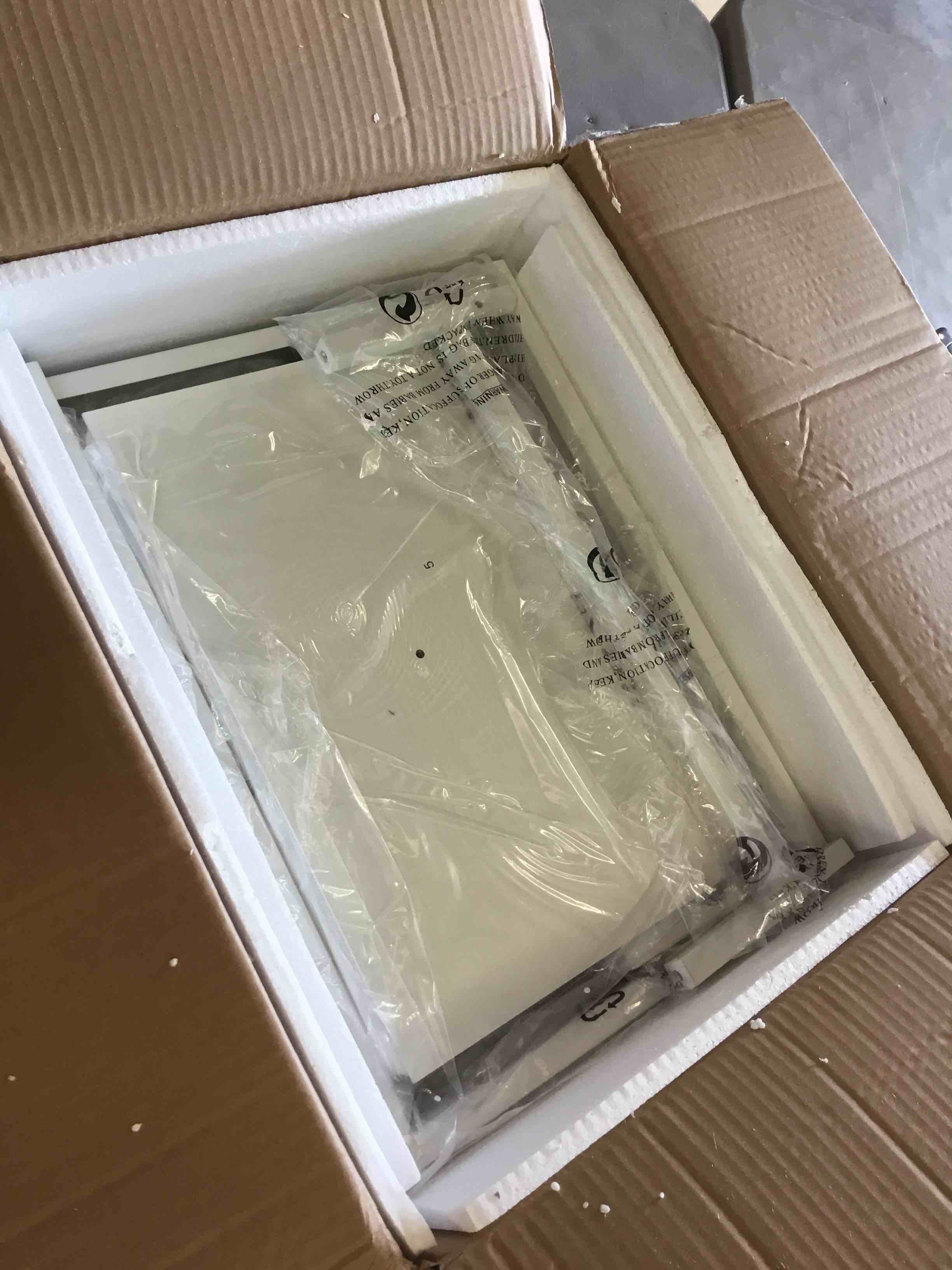 https://s3.amazonaws.com/lotting-images-prod/bidfta/BLU5317837_1697126942995.jpeg