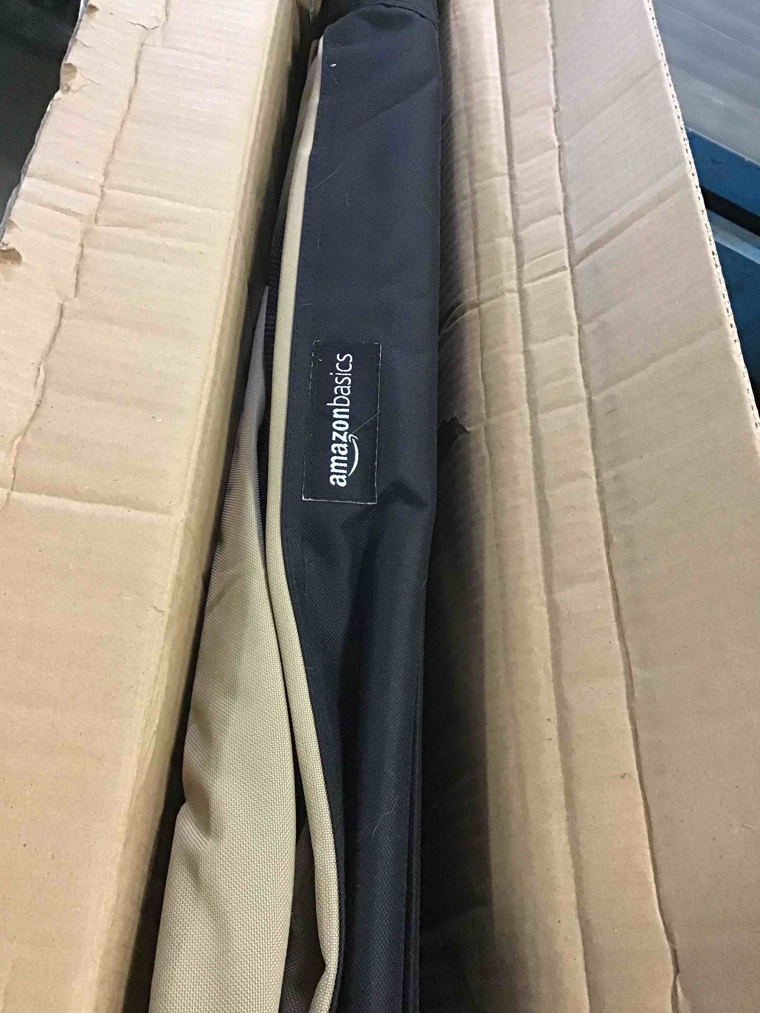 https://s3.amazonaws.com/lotting-images-prod/bidfta/BLU5321531_1690309446892.jpeg