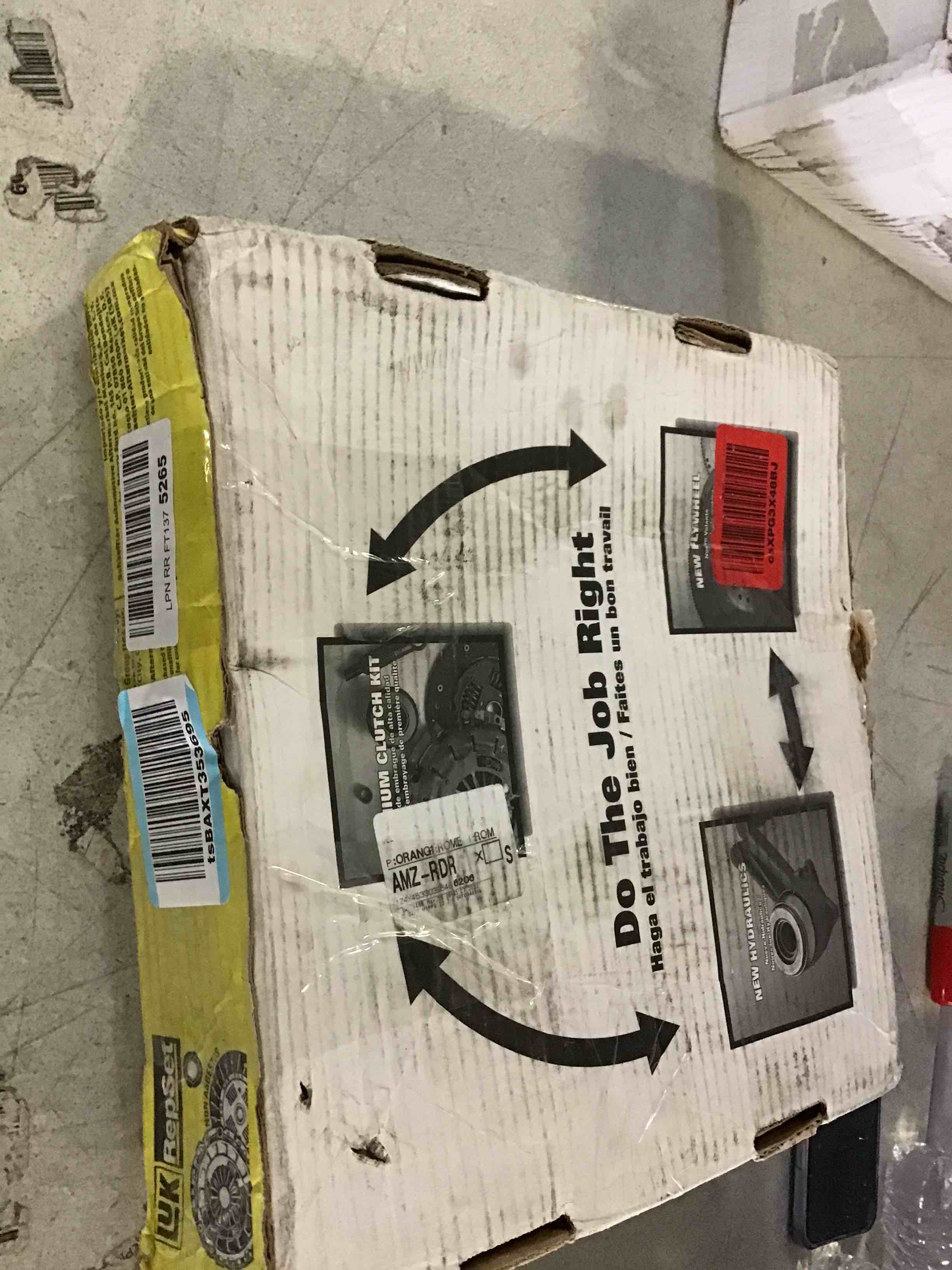 https://s3.amazonaws.com/lotting-images-prod/bidfta/BLU5321703_1690401833690.jpeg