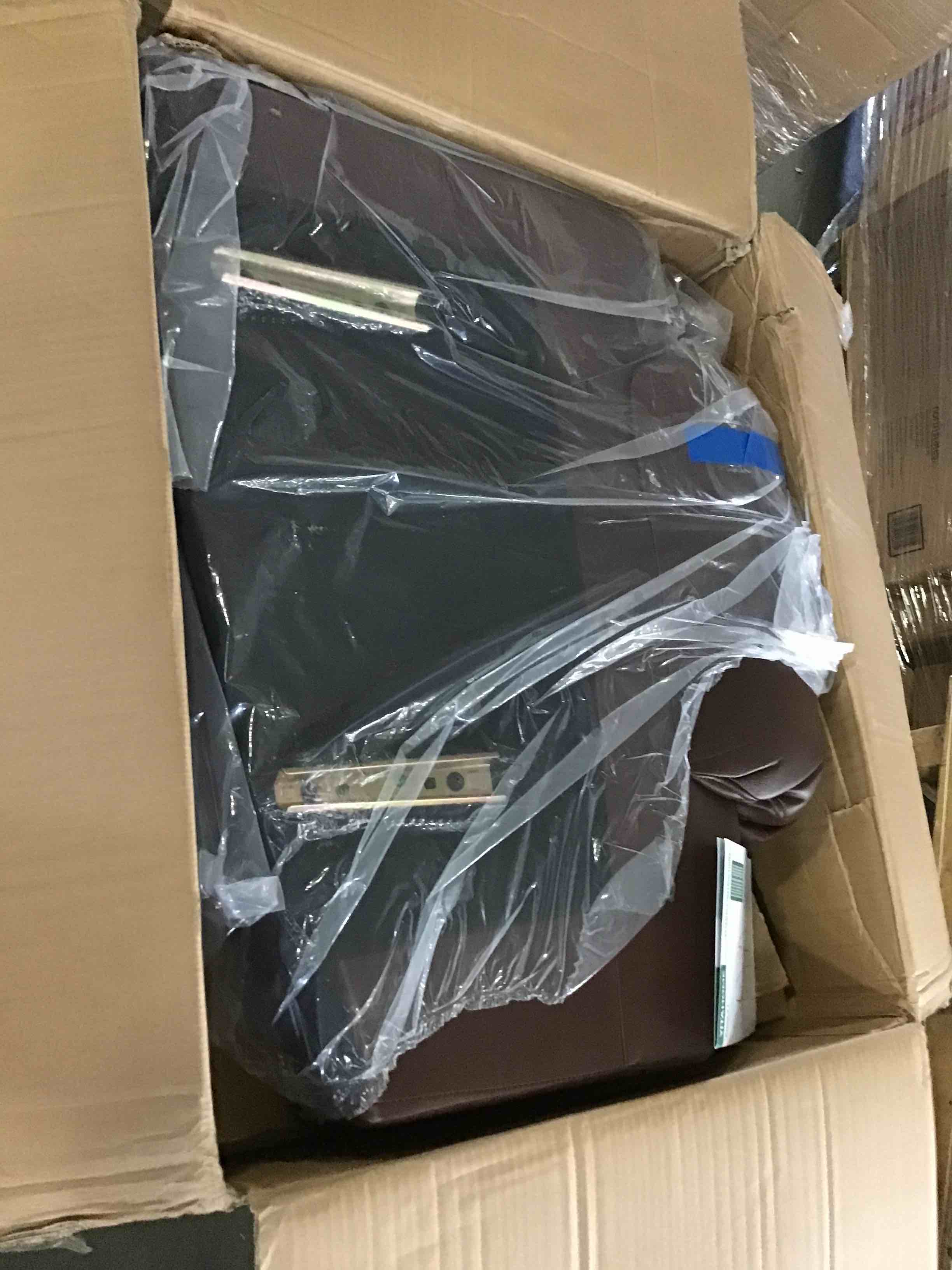 https://s3.amazonaws.com/lotting-images-prod/bidfta/BLU5321751_1690461314791.jpeg