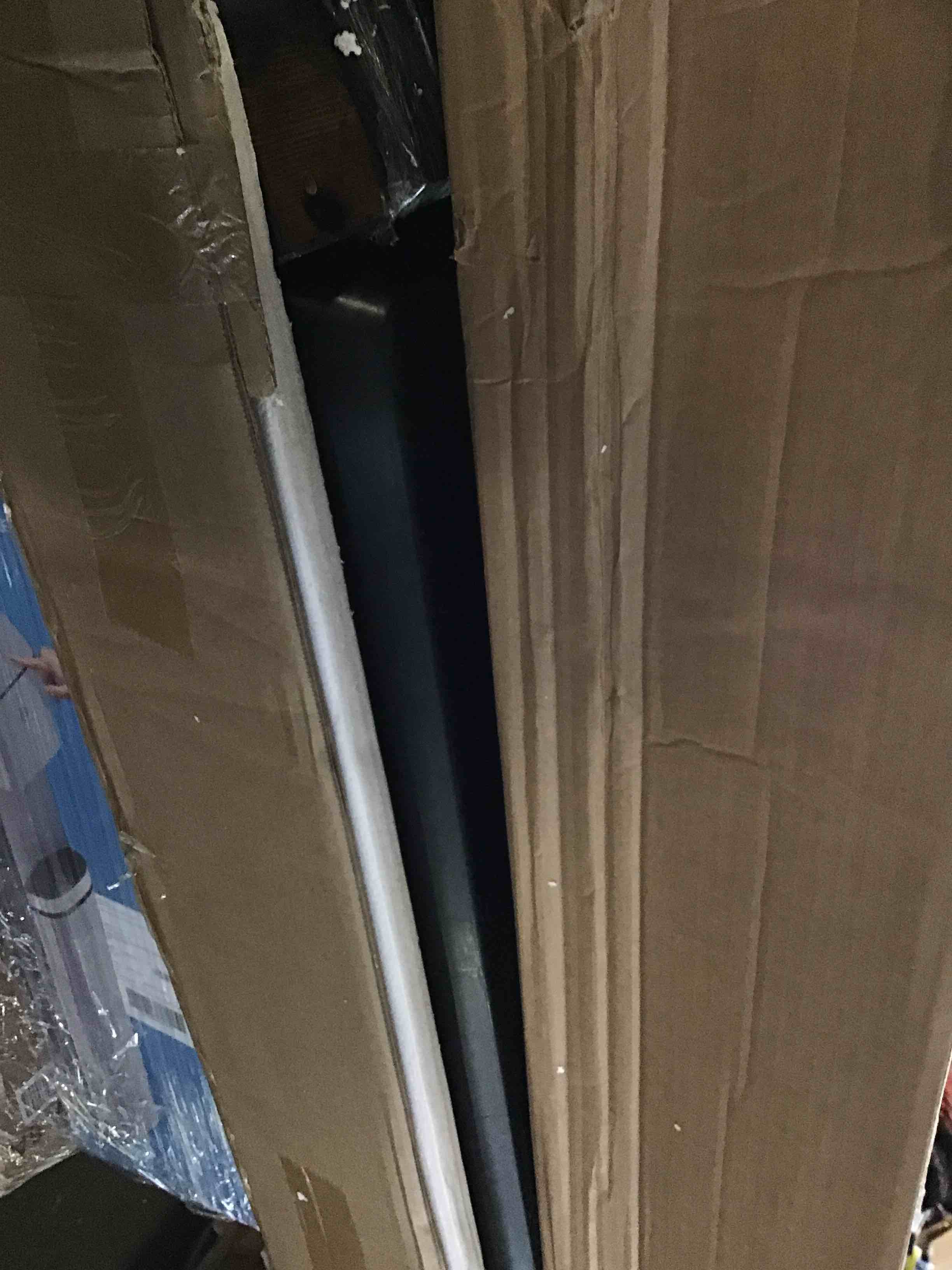 https://s3.amazonaws.com/lotting-images-prod/bidfta/BLU5321820_1690473579303.jpeg
