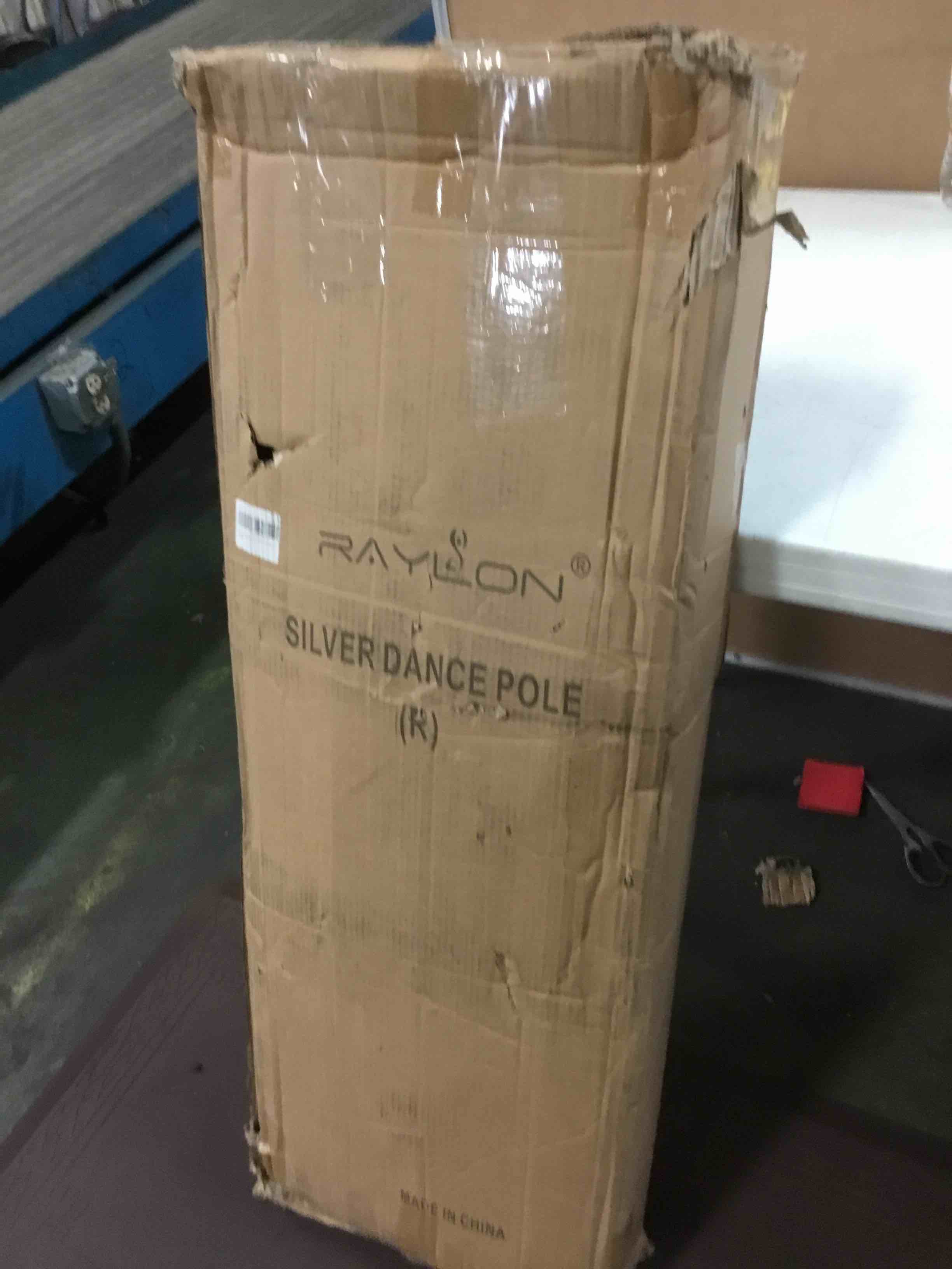 https://s3.amazonaws.com/lotting-images-prod/bidfta/BLU5322005_1690556211557.jpeg