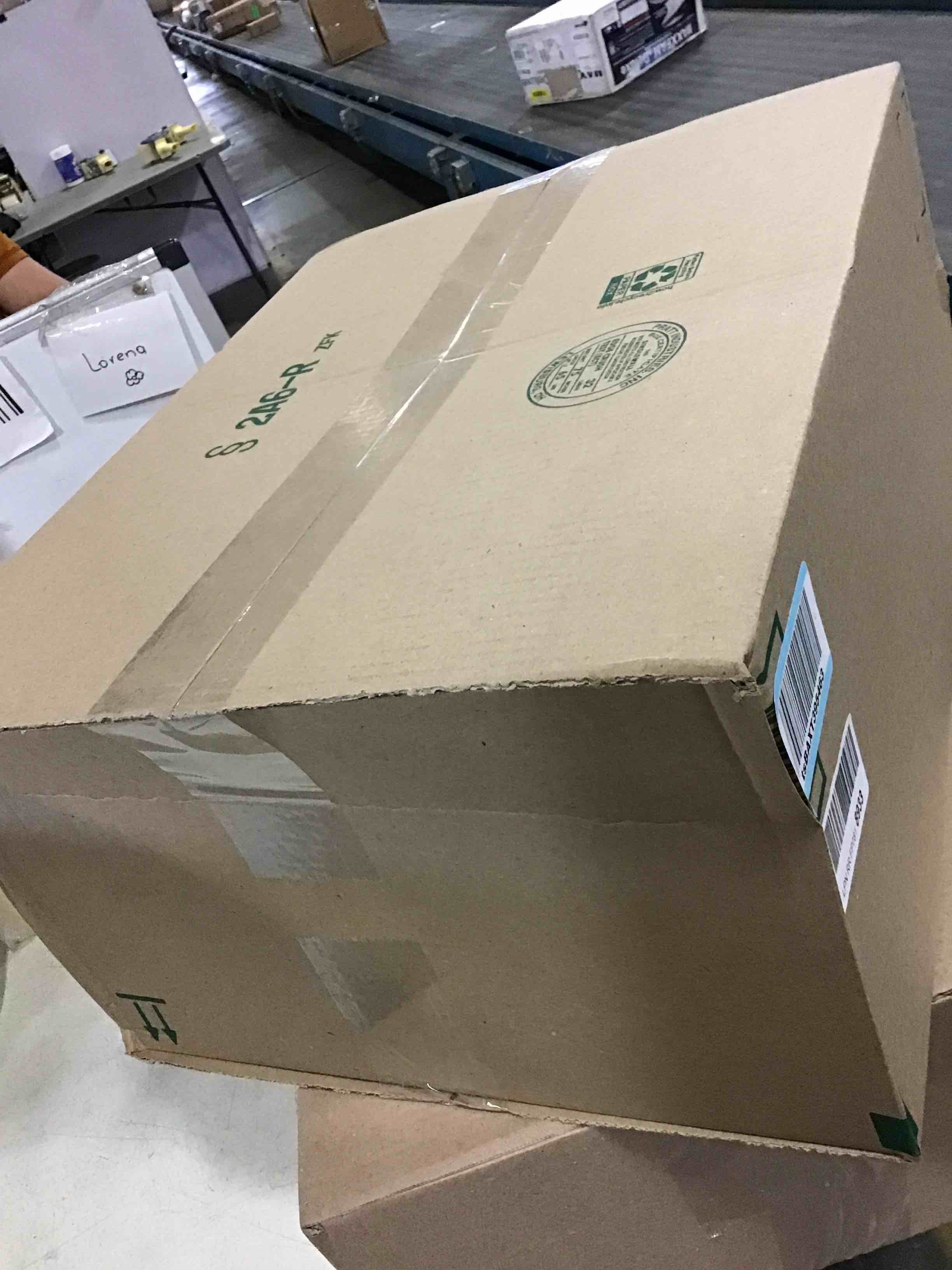 https://s3.amazonaws.com/lotting-images-prod/bidfta/BLU5322214_1690816564252.jpeg