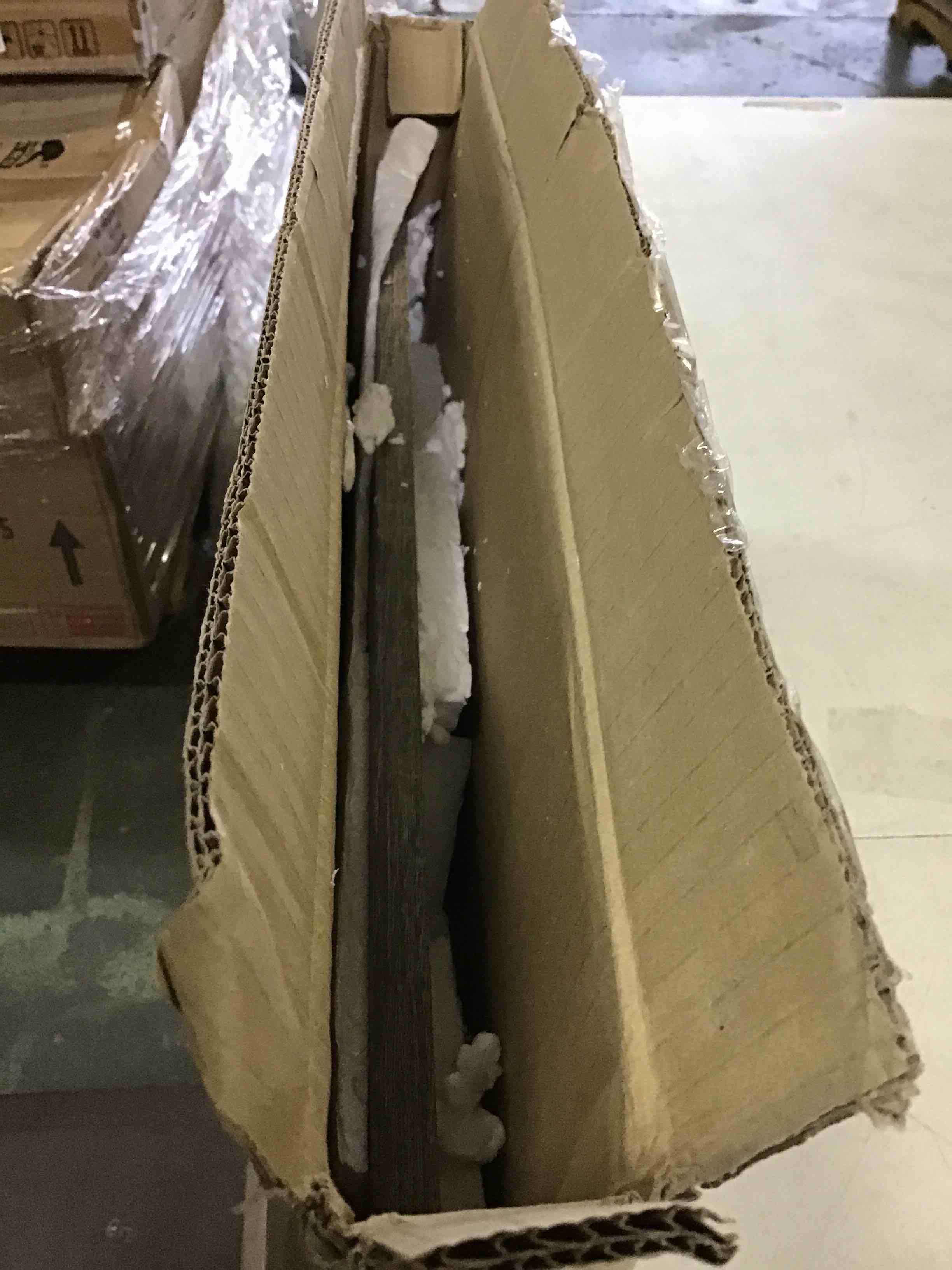 https://s3.amazonaws.com/lotting-images-prod/bidfta/BLU5322282_1690827120606.jpeg