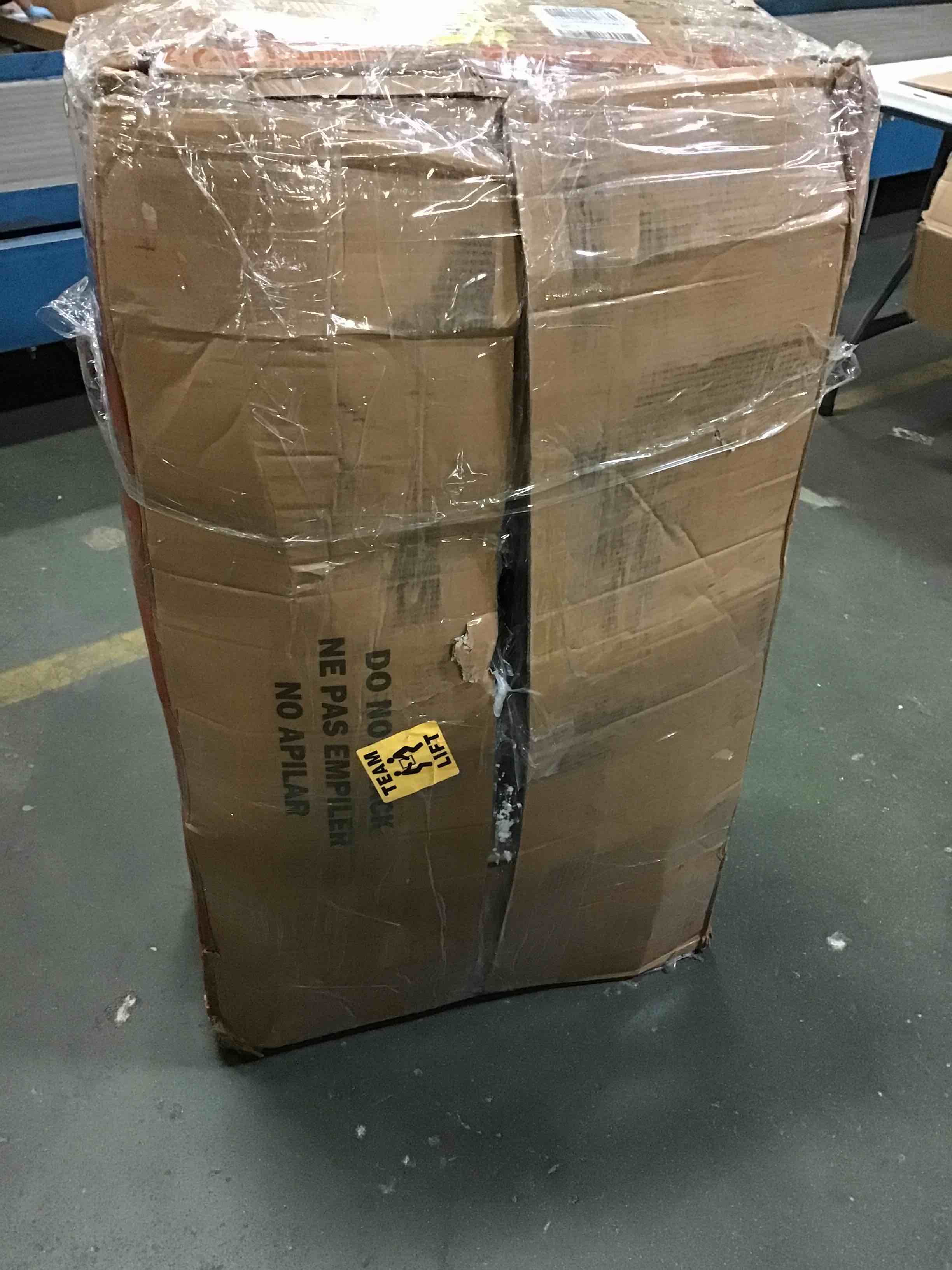 https://s3.amazonaws.com/lotting-images-prod/bidfta/BLU5324103_1691841936773.jpeg