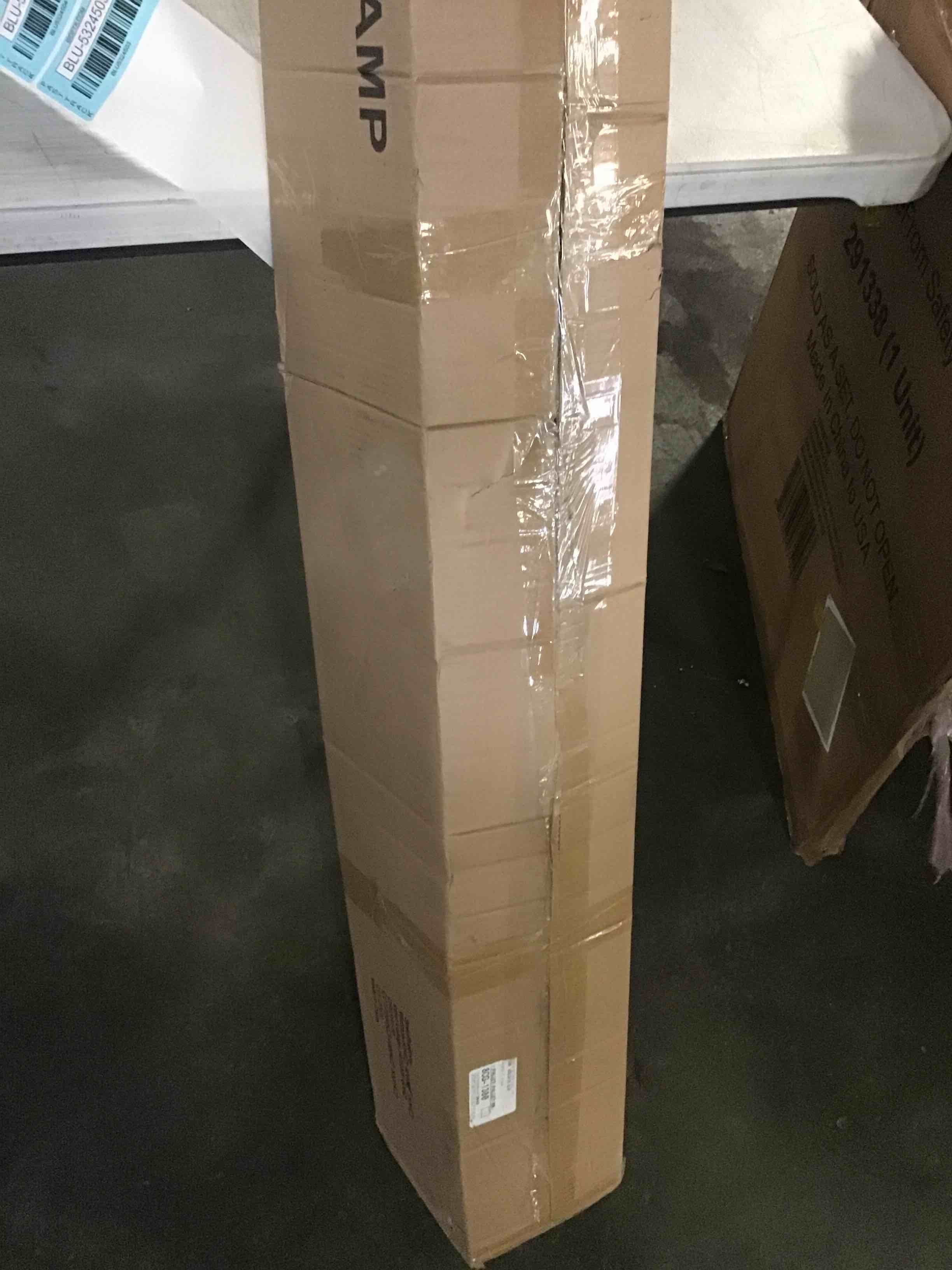 https://s3.amazonaws.com/lotting-images-prod/bidfta/BLU5324503_1692123302323.jpeg