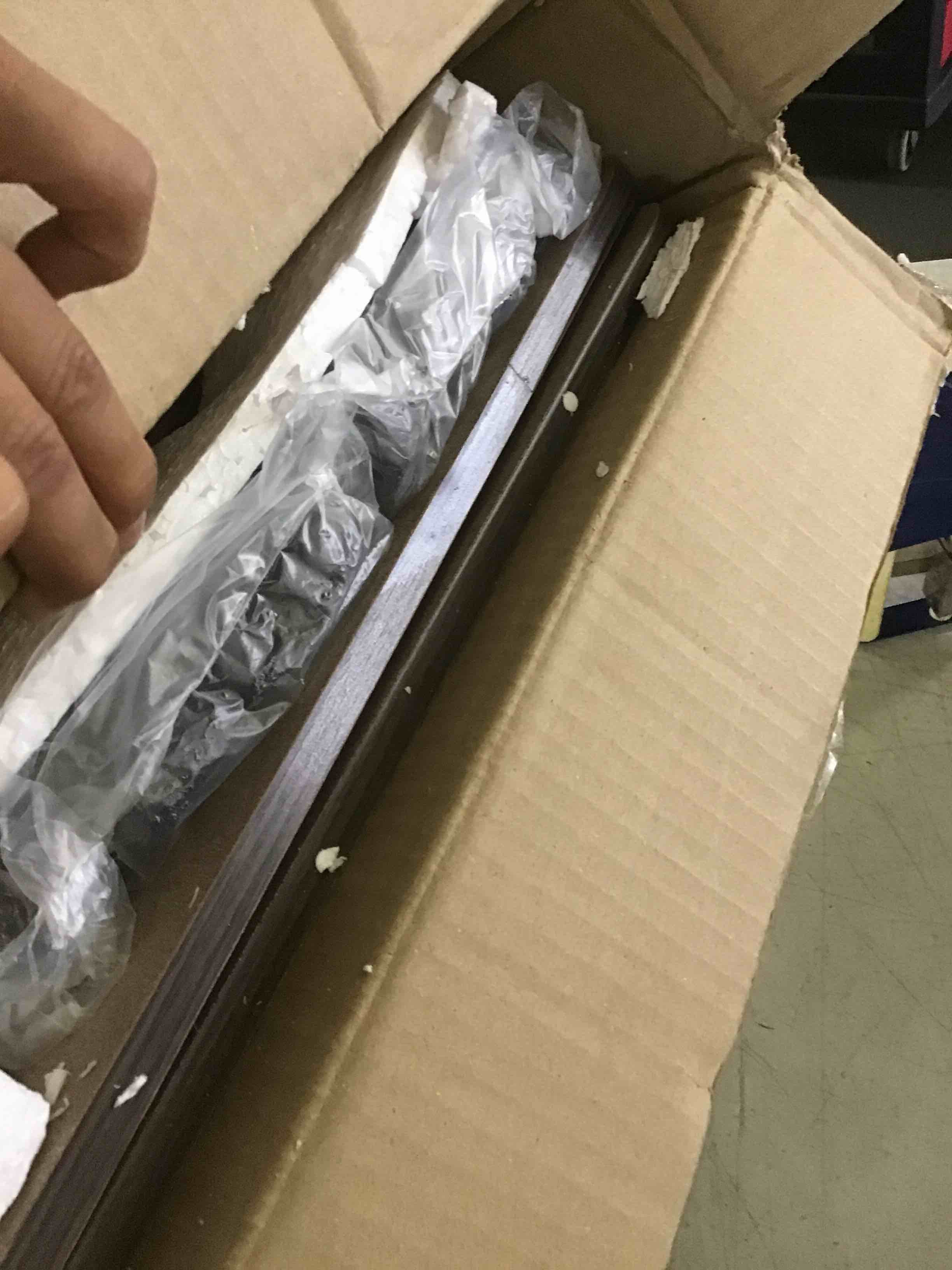 https://s3.amazonaws.com/lotting-images-prod/bidfta/BLU5324760_1692209446538.jpeg