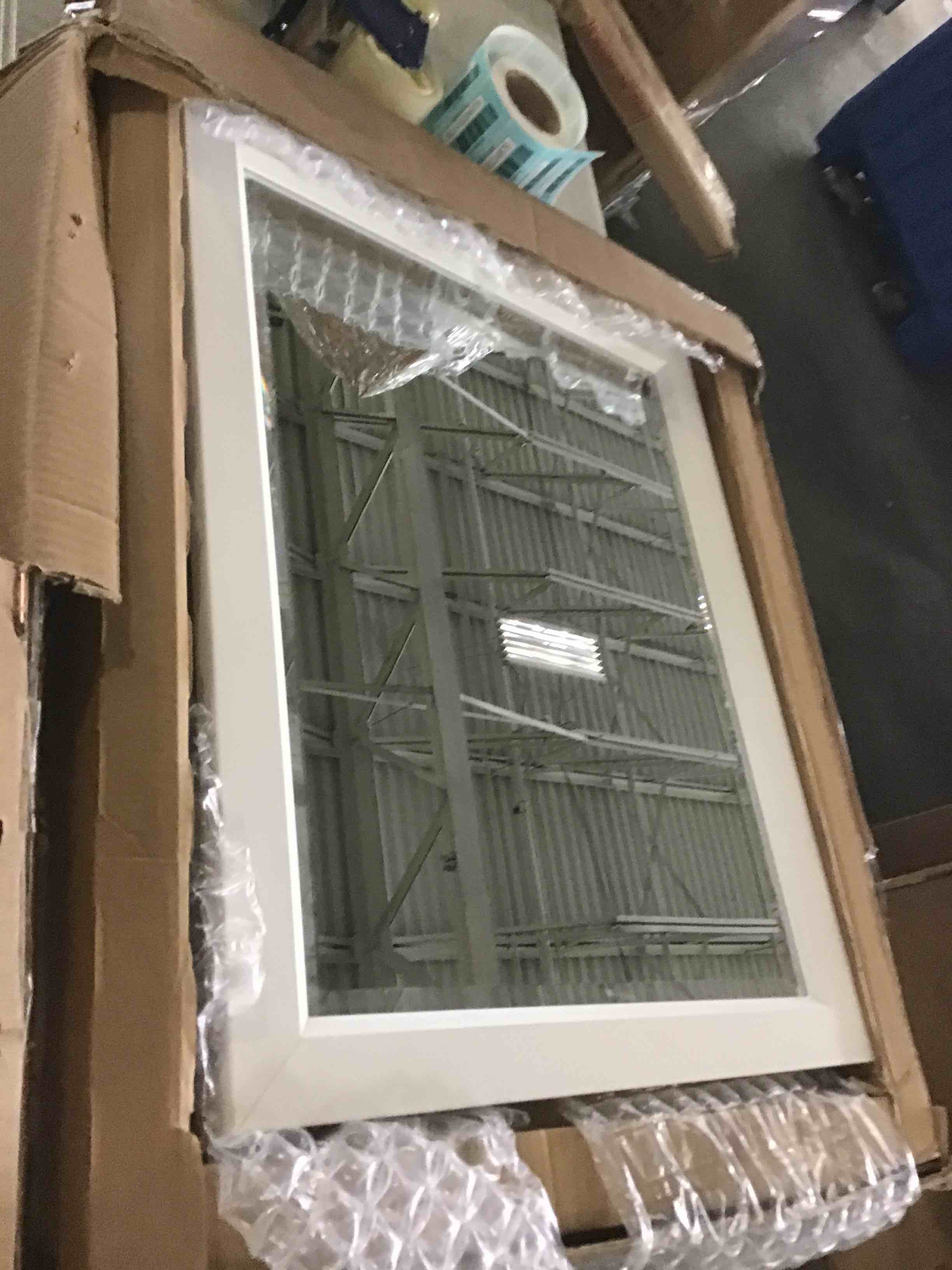 https://s3.amazonaws.com/lotting-images-prod/bidfta/BLU5324876_1692280304349.jpeg