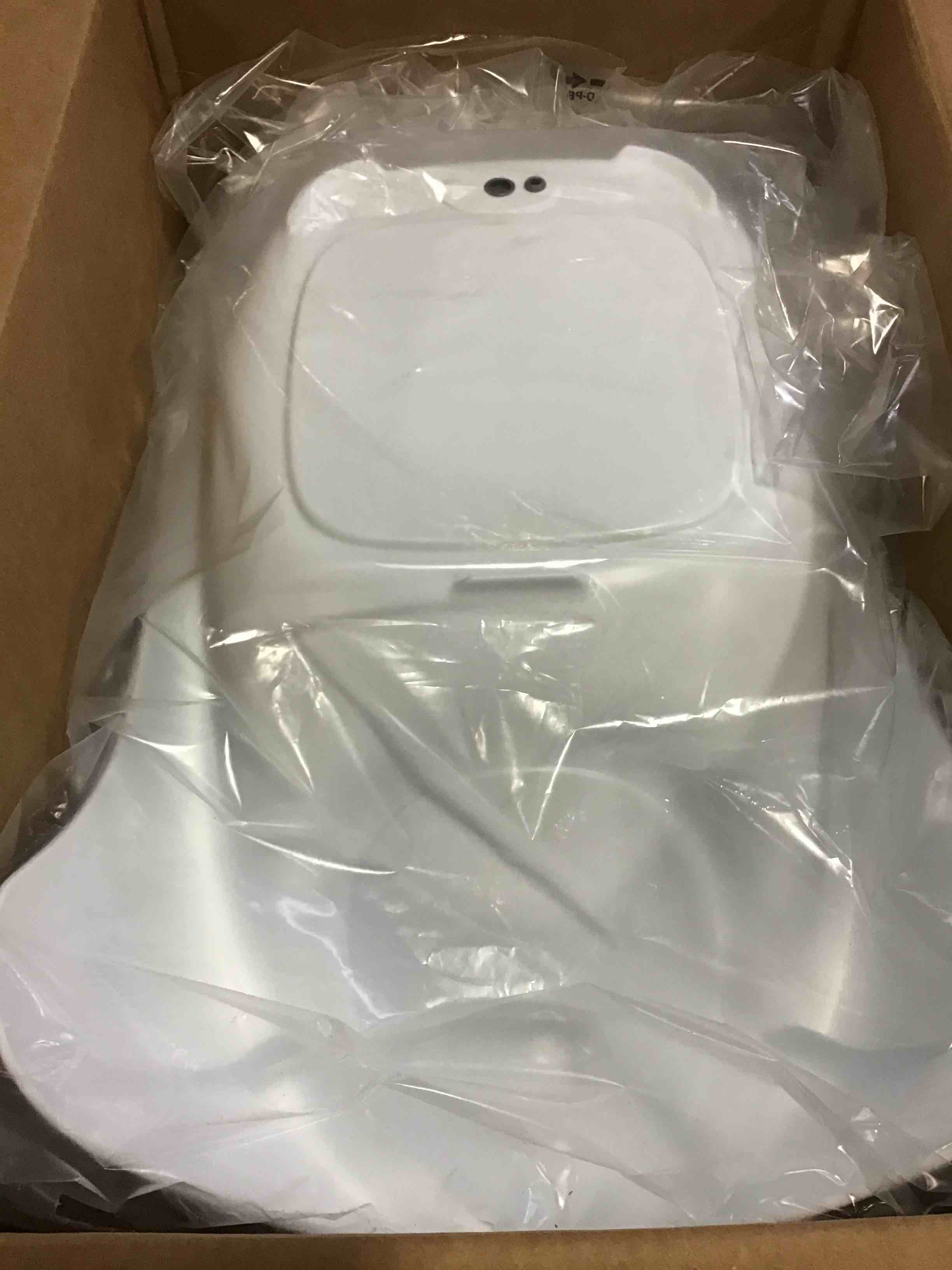 https://s3.amazonaws.com/lotting-images-prod/bidfta/BLU5326245_1691842853536.jpeg
