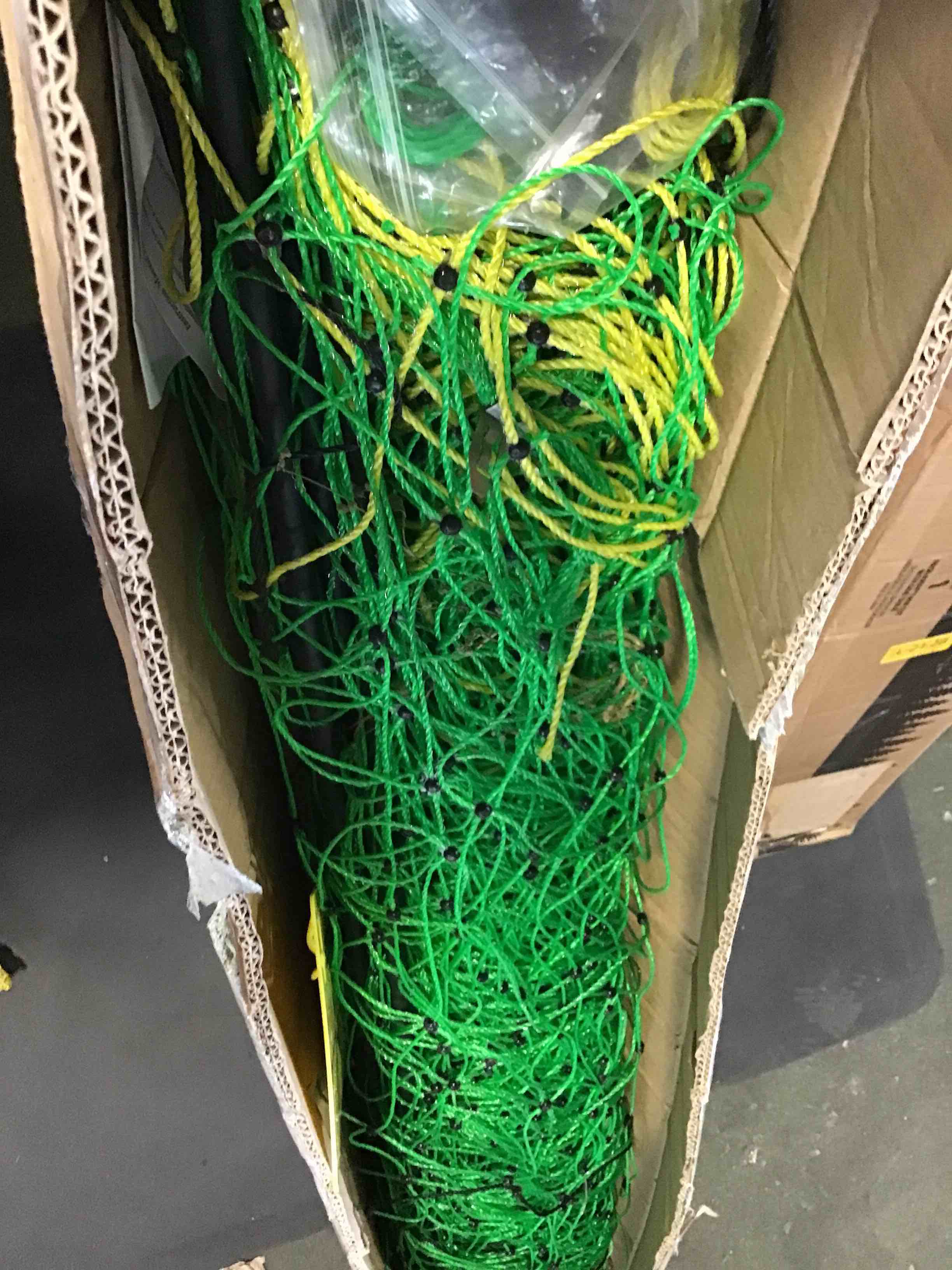 https://s3.amazonaws.com/lotting-images-prod/bidfta/BLU5327427_1691765863840.jpeg