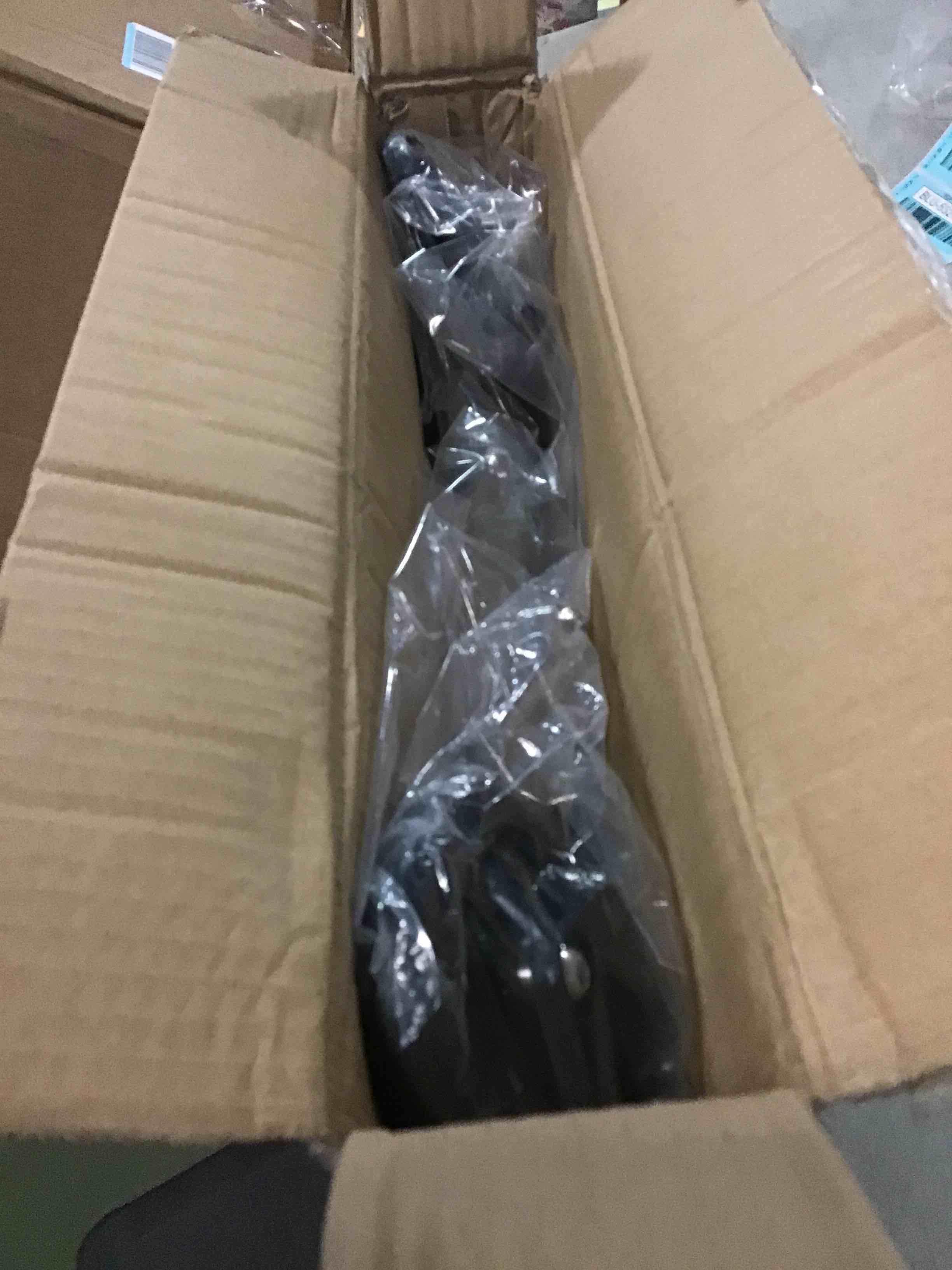 https://s3.amazonaws.com/lotting-images-prod/bidfta/BLU5327632_1691852786714.jpeg