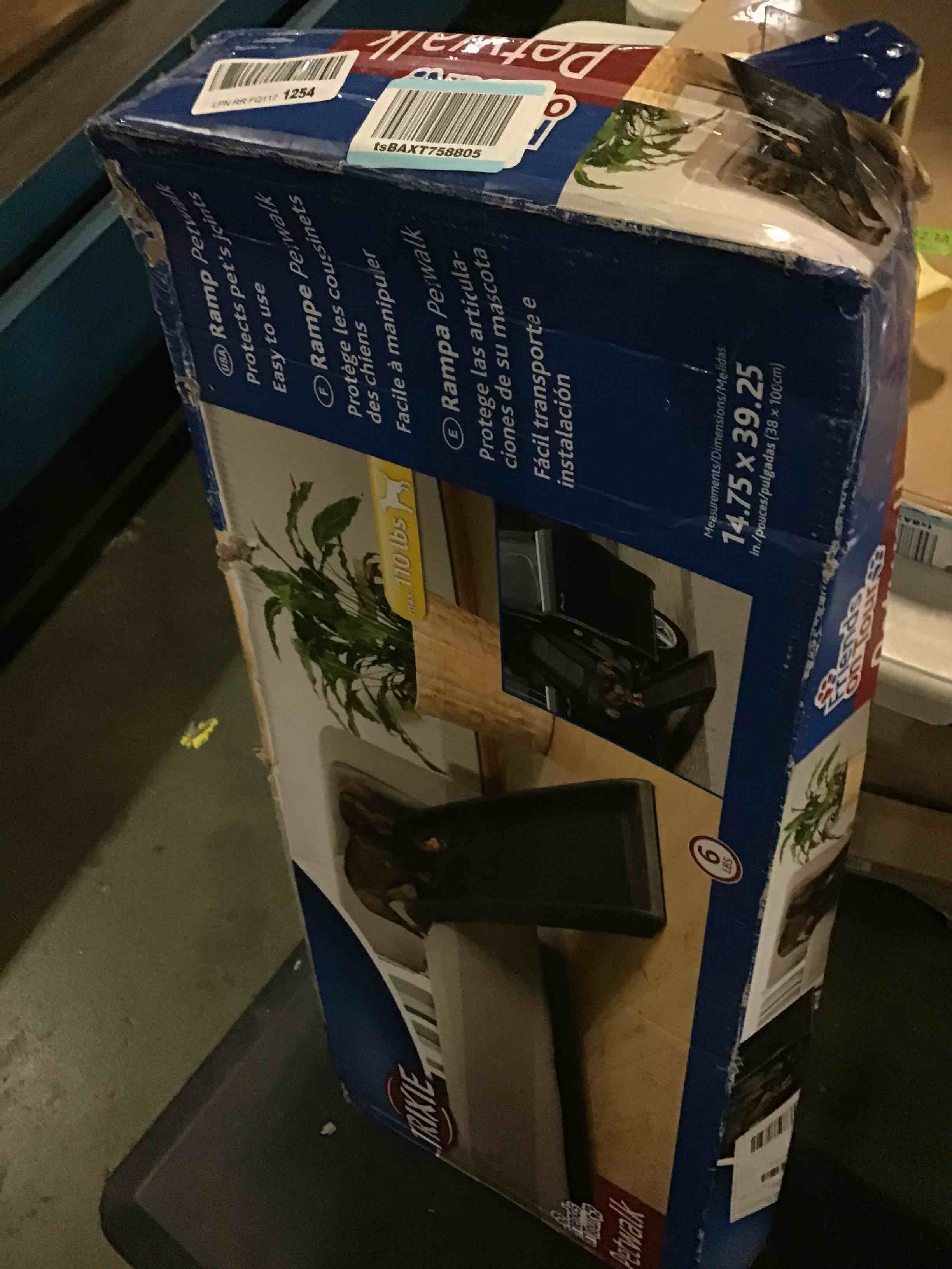 https://s3.amazonaws.com/lotting-images-prod/bidfta/BLU5327691_1692016377076.jpeg