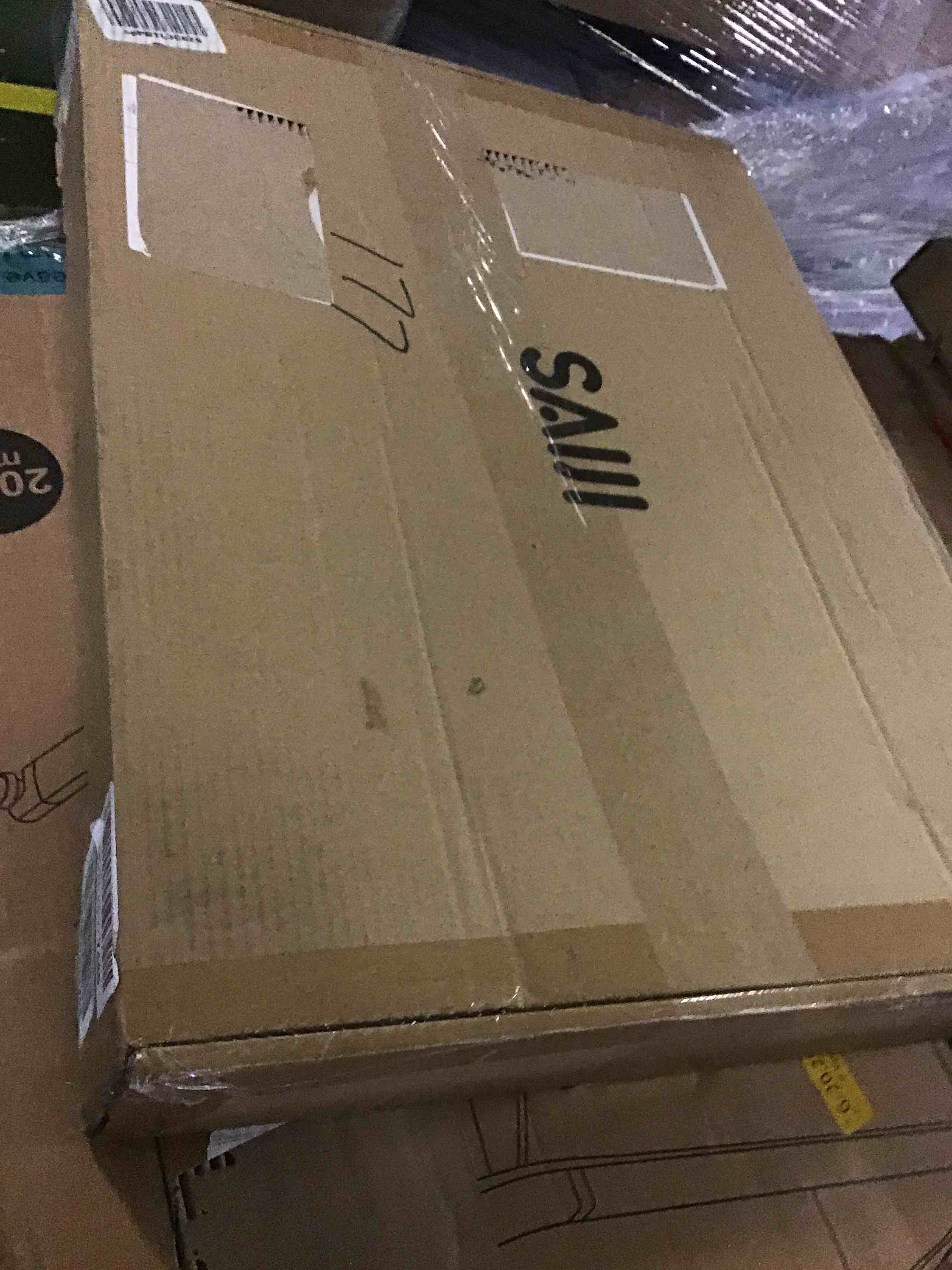 https://s3.amazonaws.com/lotting-images-prod/bidfta/BLU5327986_1692122990424.jpeg