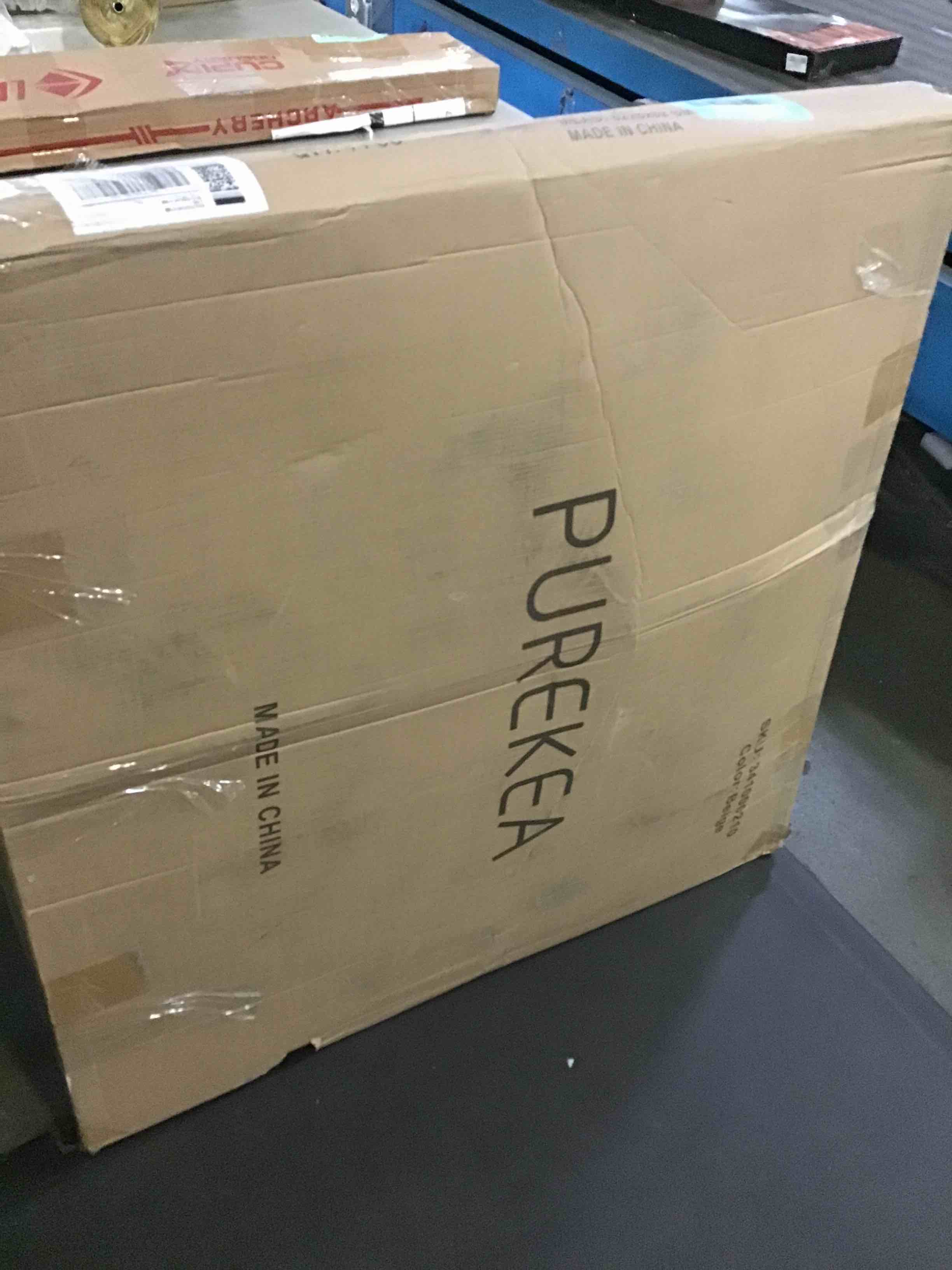 https://s3.amazonaws.com/lotting-images-prod/bidfta/BLU5327991_1692123644872.jpeg