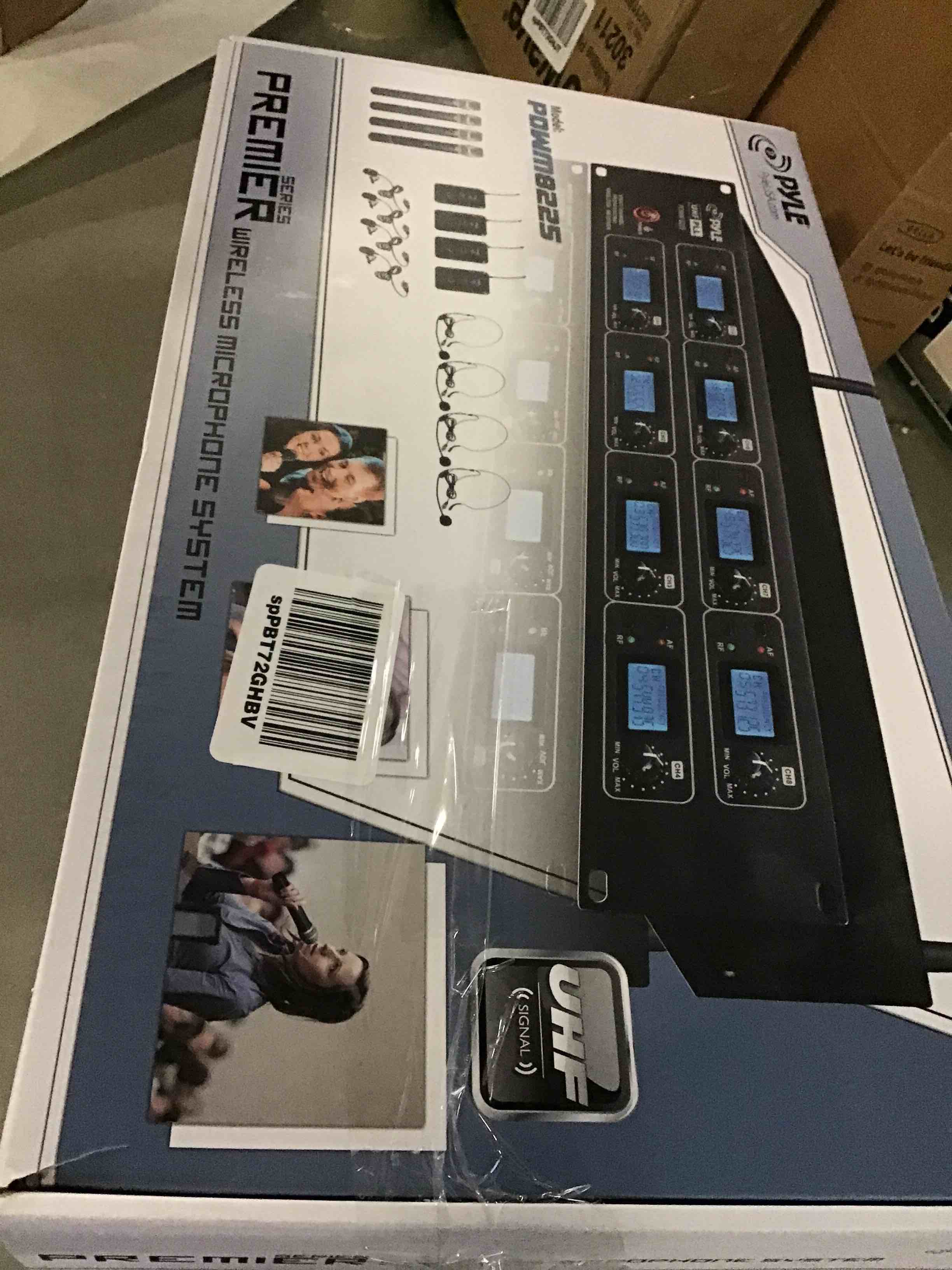 https://s3.amazonaws.com/lotting-images-prod/bidfta/BLU5328045_1692130561956.jpeg