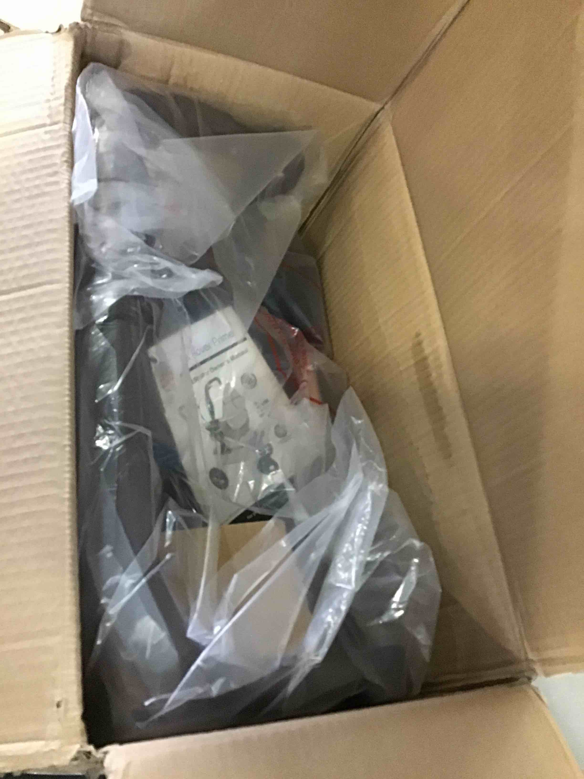 https://s3.amazonaws.com/lotting-images-prod/bidfta/BLU5328049_1692131041545.jpeg