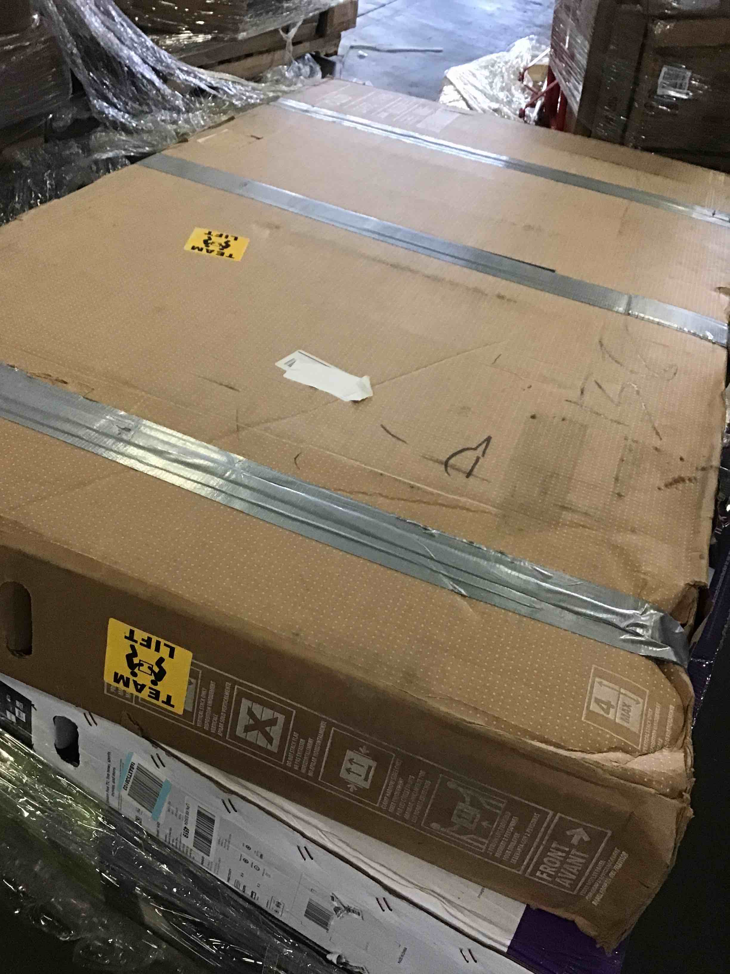 https://s3.amazonaws.com/lotting-images-prod/bidfta/BLU5328462_1691413903005.jpeg