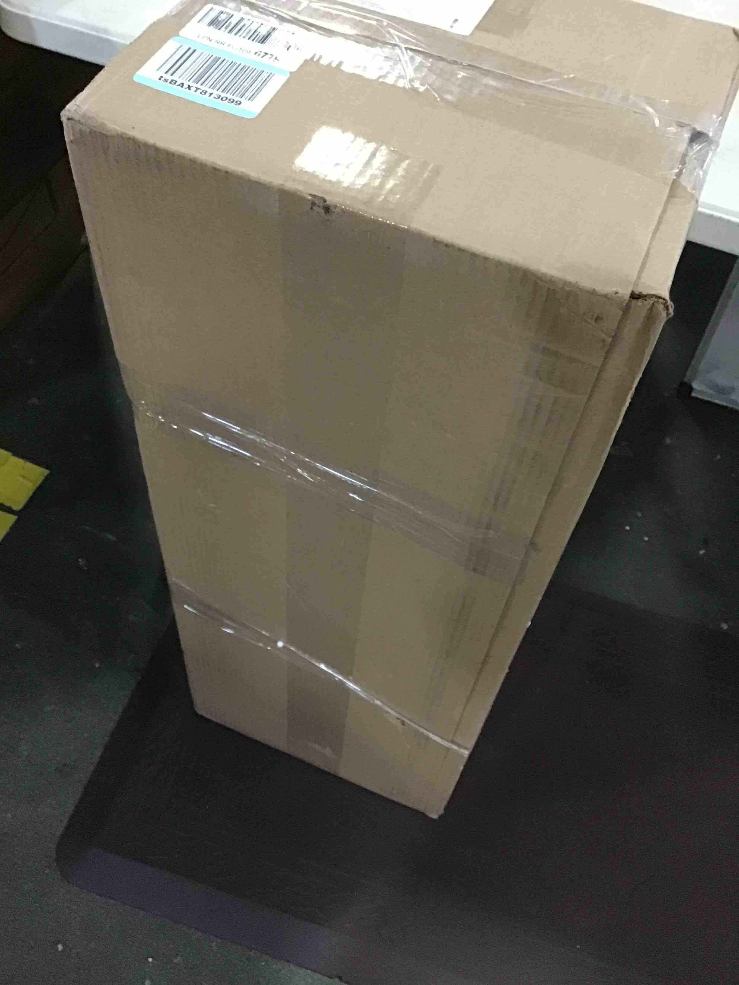 https://s3.amazonaws.com/lotting-images-prod/bidfta/BLU5330108_1692116406942.jpeg