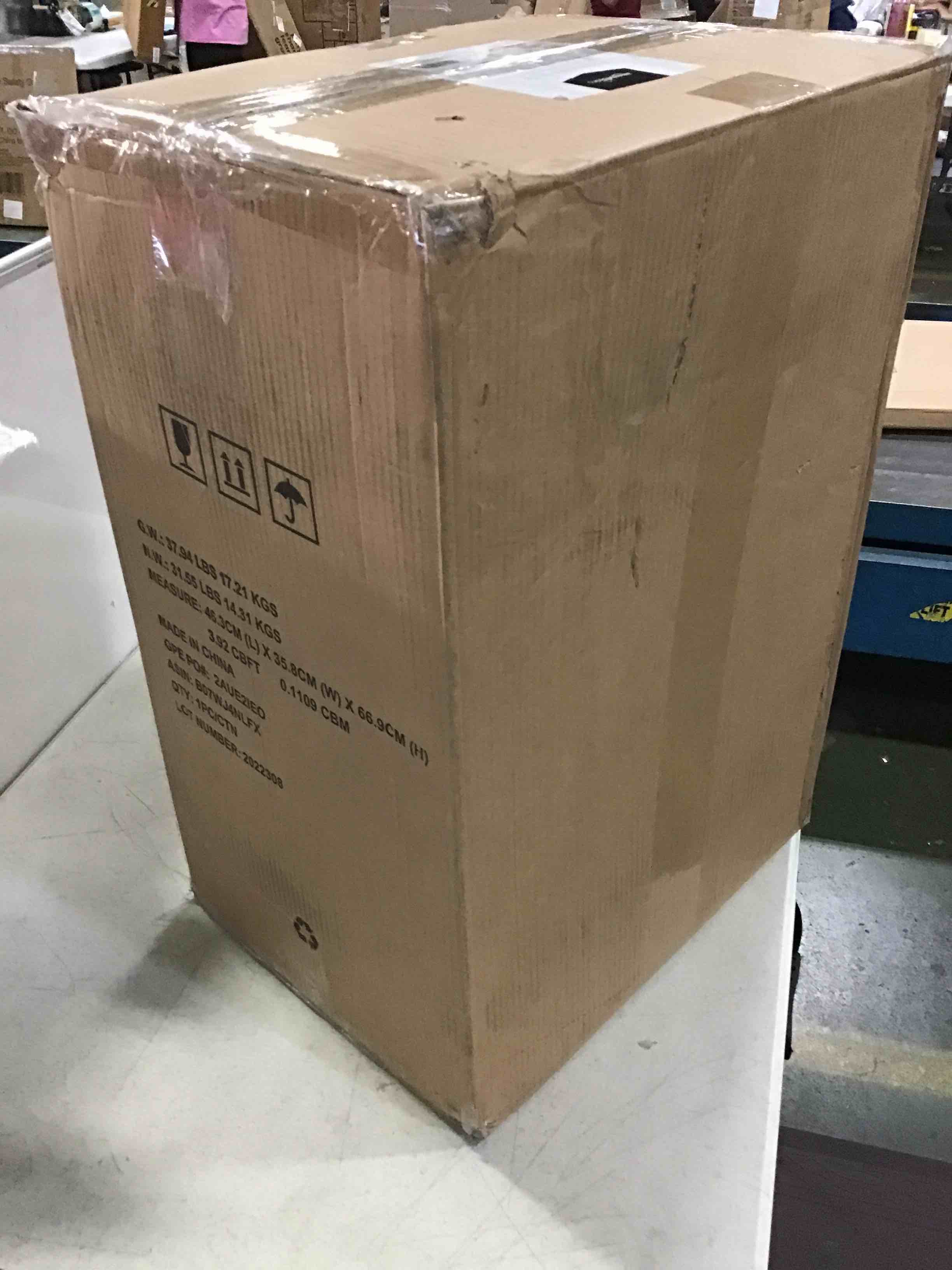 https://s3.amazonaws.com/lotting-images-prod/bidfta/BLU5330197_1692186530112.jpeg