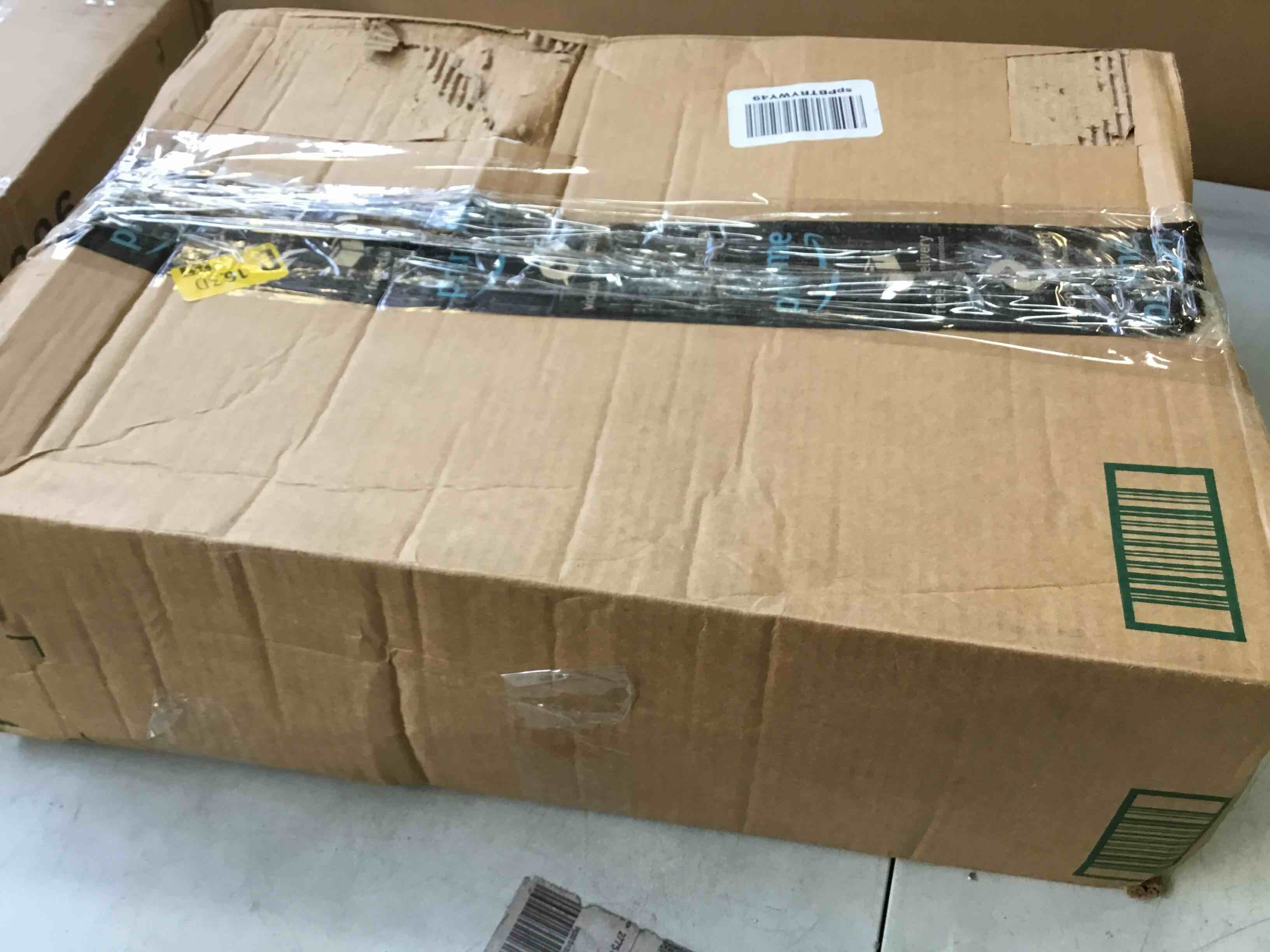 https://s3.amazonaws.com/lotting-images-prod/bidfta/BLU5332807_1692988479235.jpeg