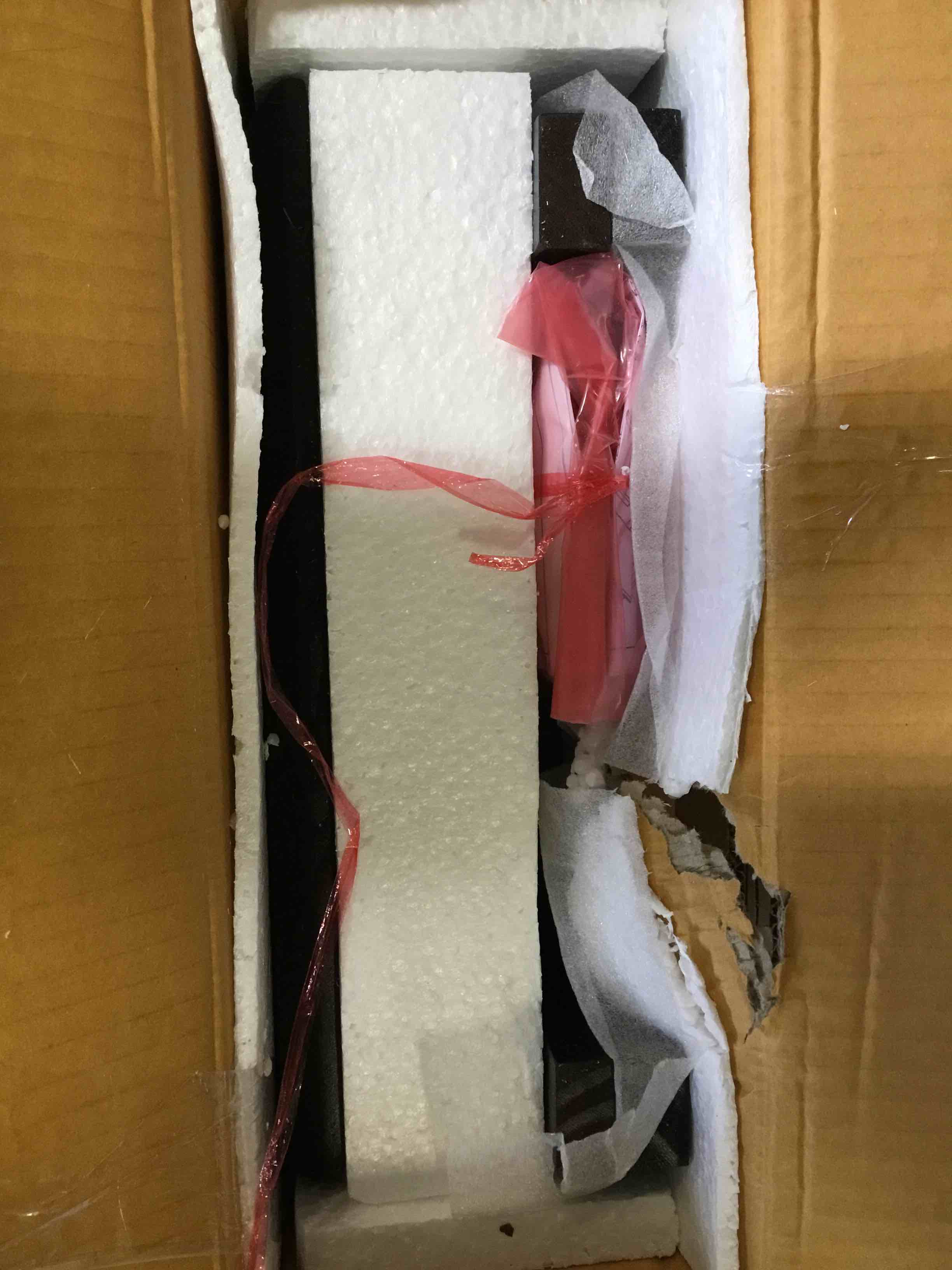 https://s3.amazonaws.com/lotting-images-prod/bidfta/BLU5335581_1692378392074.jpeg
