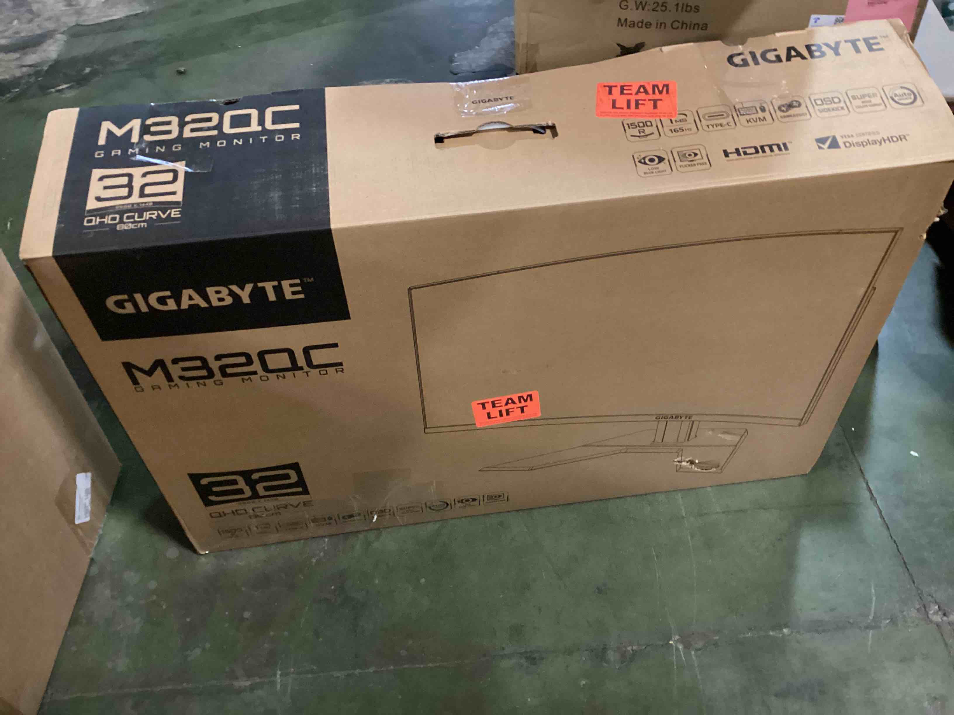 https://s3.amazonaws.com/lotting-images-prod/bidfta/BLU5337338_1703338962984.jpeg