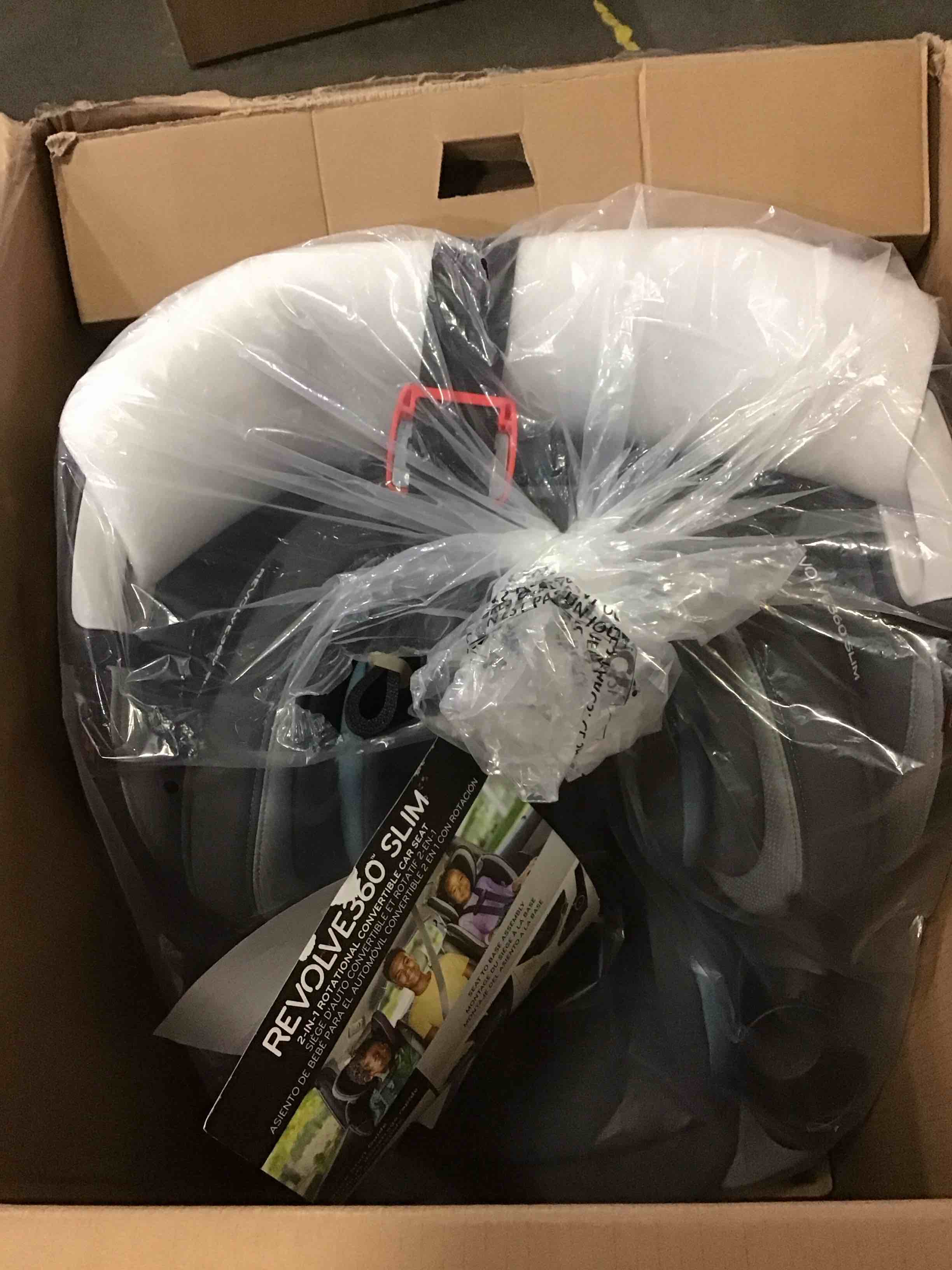 https://s3.amazonaws.com/lotting-images-prod/bidfta/BLU5338947_1703093057655.jpeg