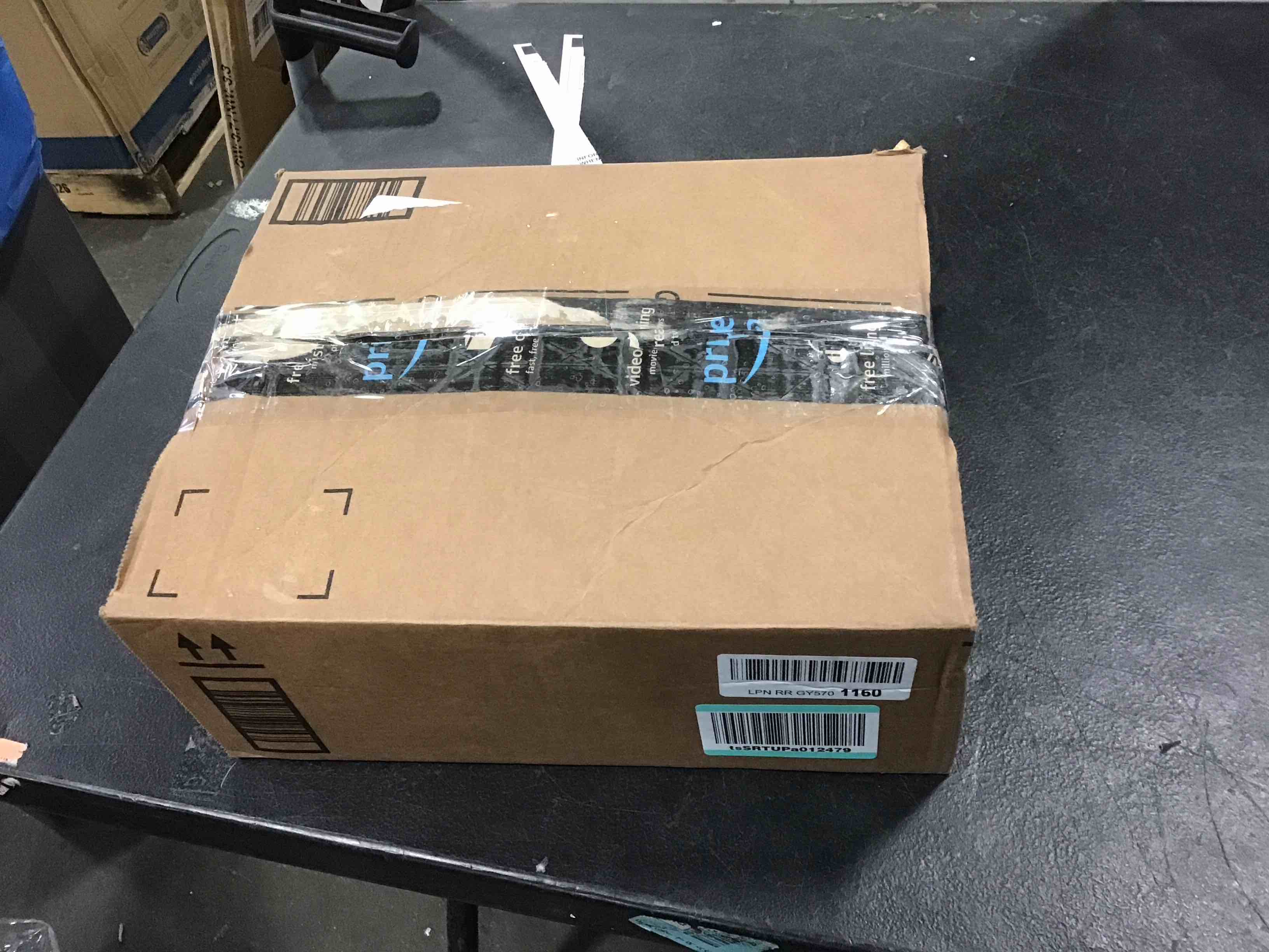 https://s3.amazonaws.com/lotting-images-prod/bidfta/BLU5339404_1703259989672.jpeg