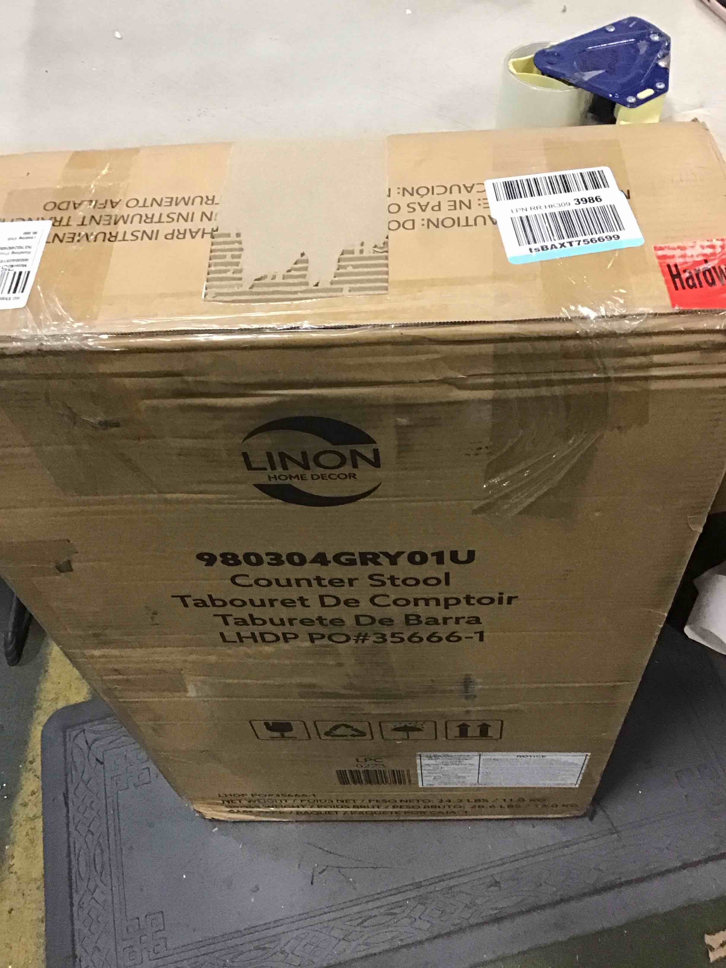 https://s3.amazonaws.com/lotting-images-prod/bidfta/BLU5339598_1703601714221.jpeg