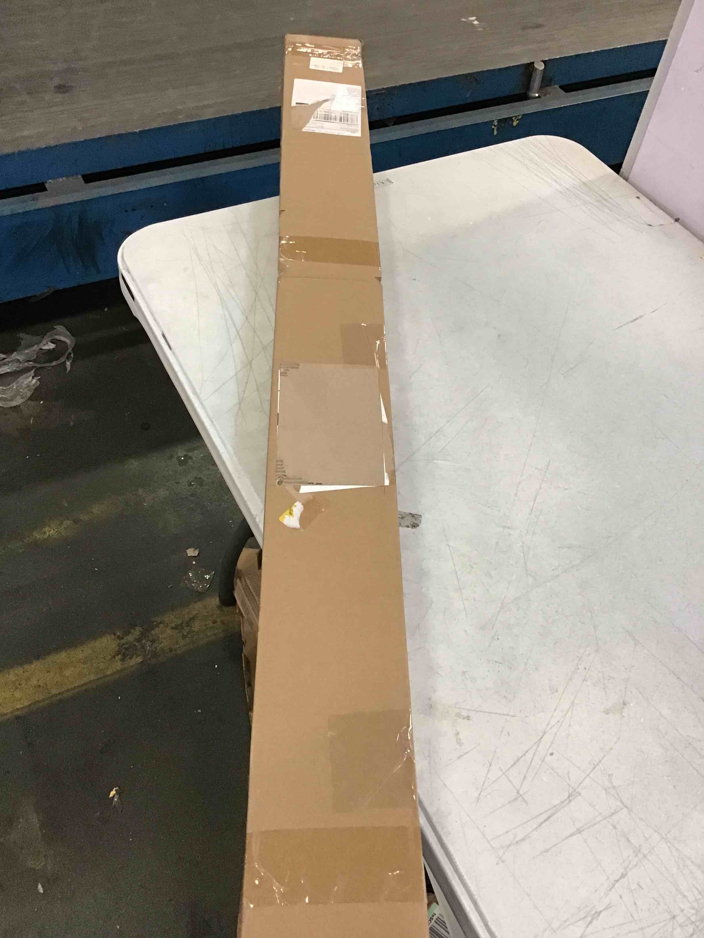 https://s3.amazonaws.com/lotting-images-prod/bidfta/BLU5339955_1703710250641.jpeg