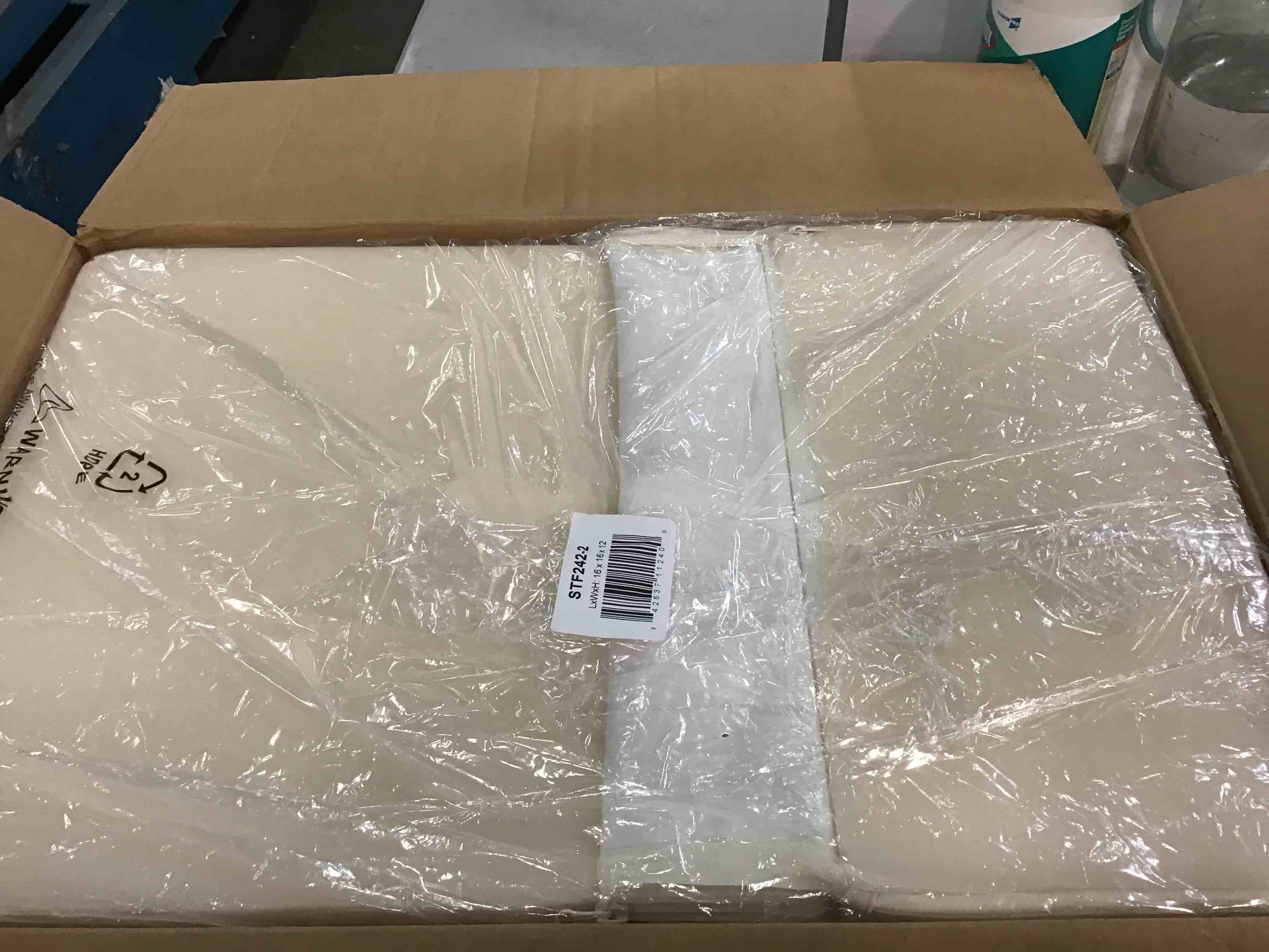 https://s3.amazonaws.com/lotting-images-prod/bidfta/BLU5340053_1703777640328.jpeg