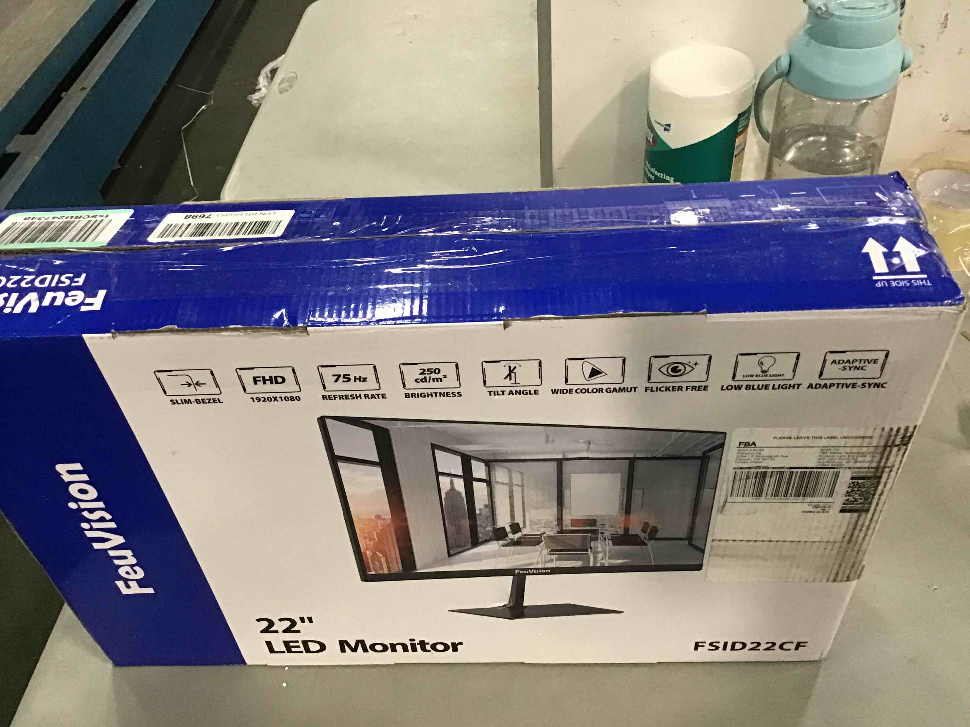 https://s3.amazonaws.com/lotting-images-prod/bidfta/BLU5340080_1703780953935.jpeg