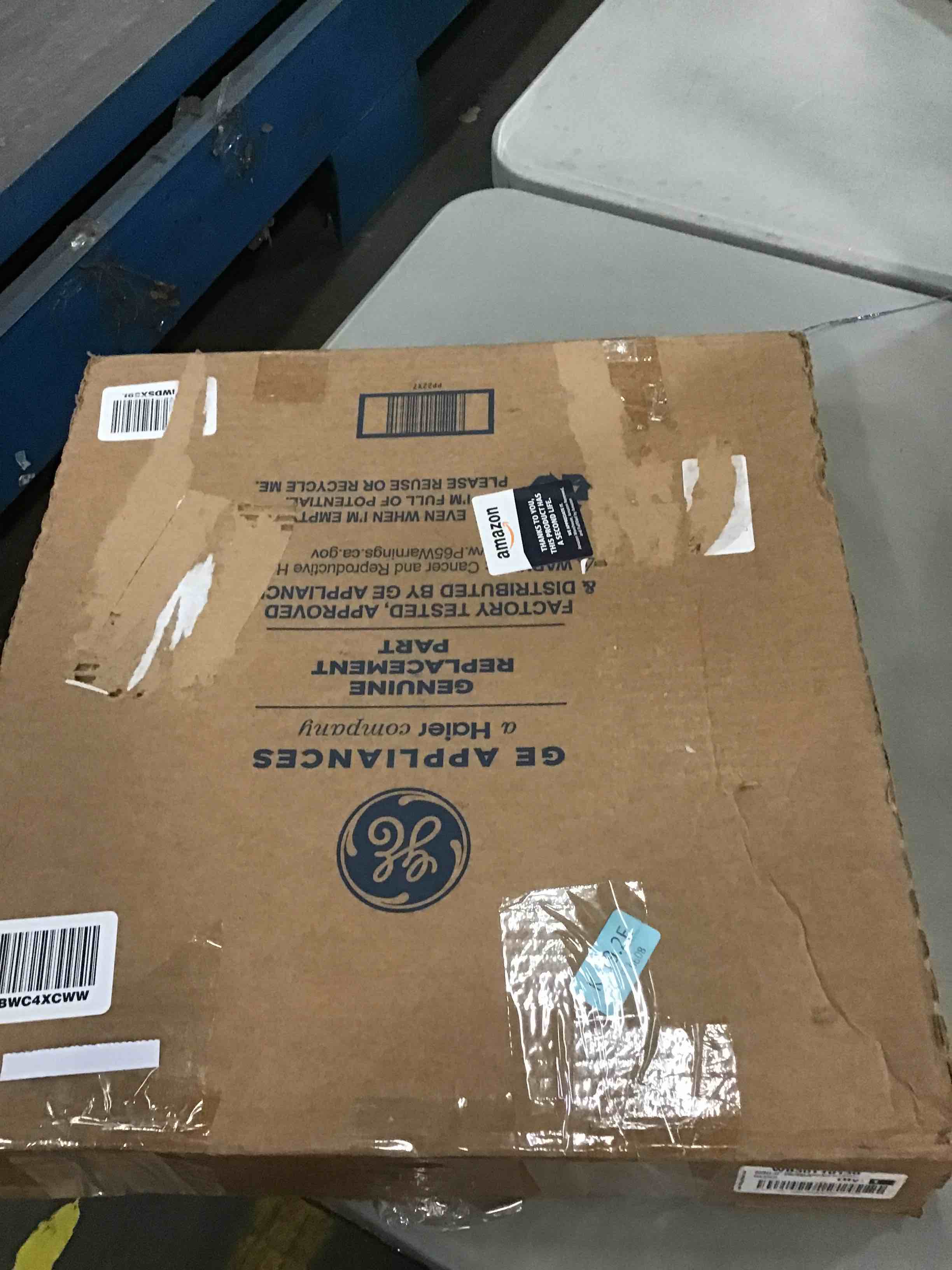 https://s3.amazonaws.com/lotting-images-prod/bidfta/BLU5340185_1703795783280.jpeg
