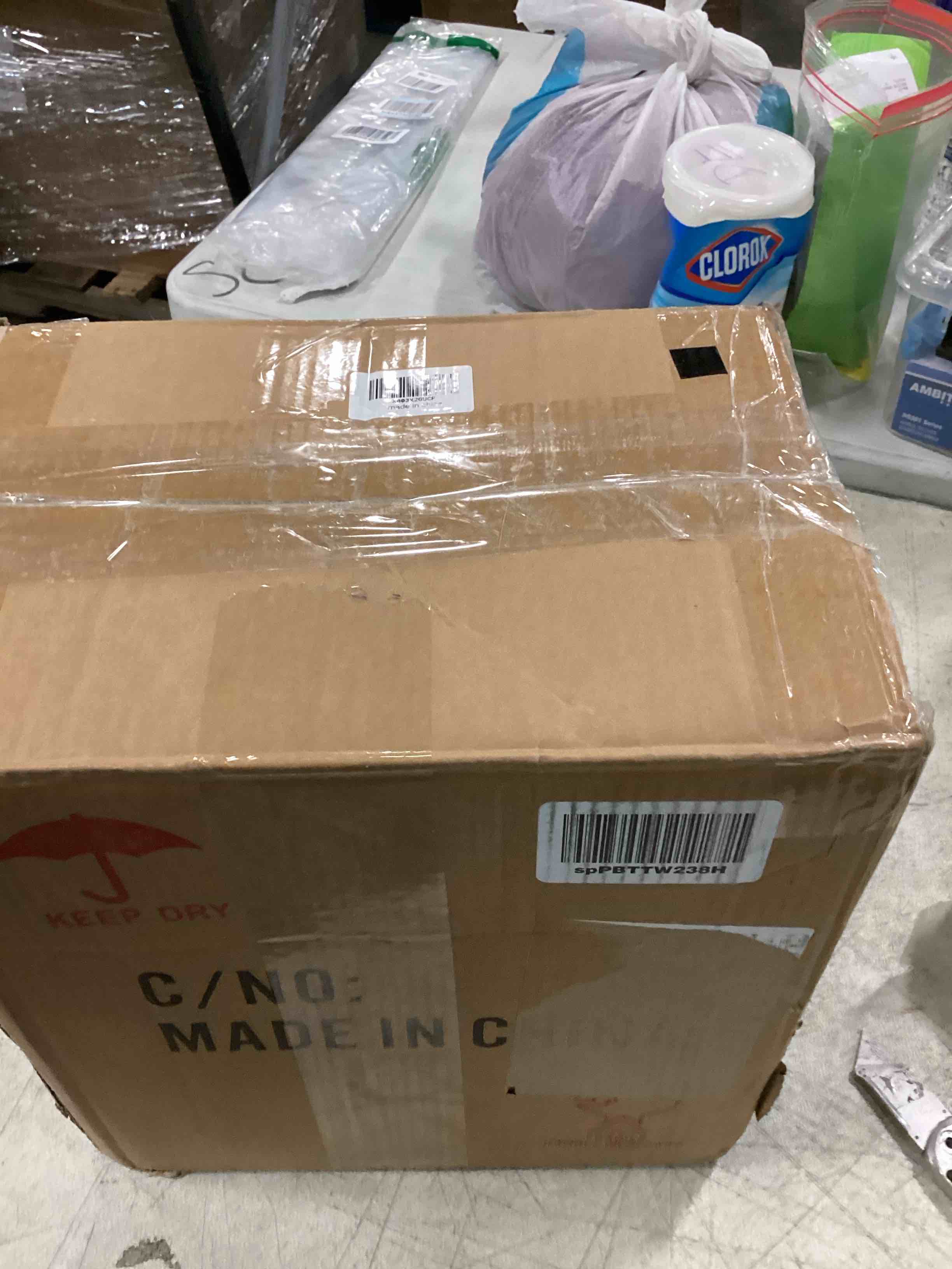 https://s3.amazonaws.com/lotting-images-prod/bidfta/BLU5340354_1703869905498.jpeg