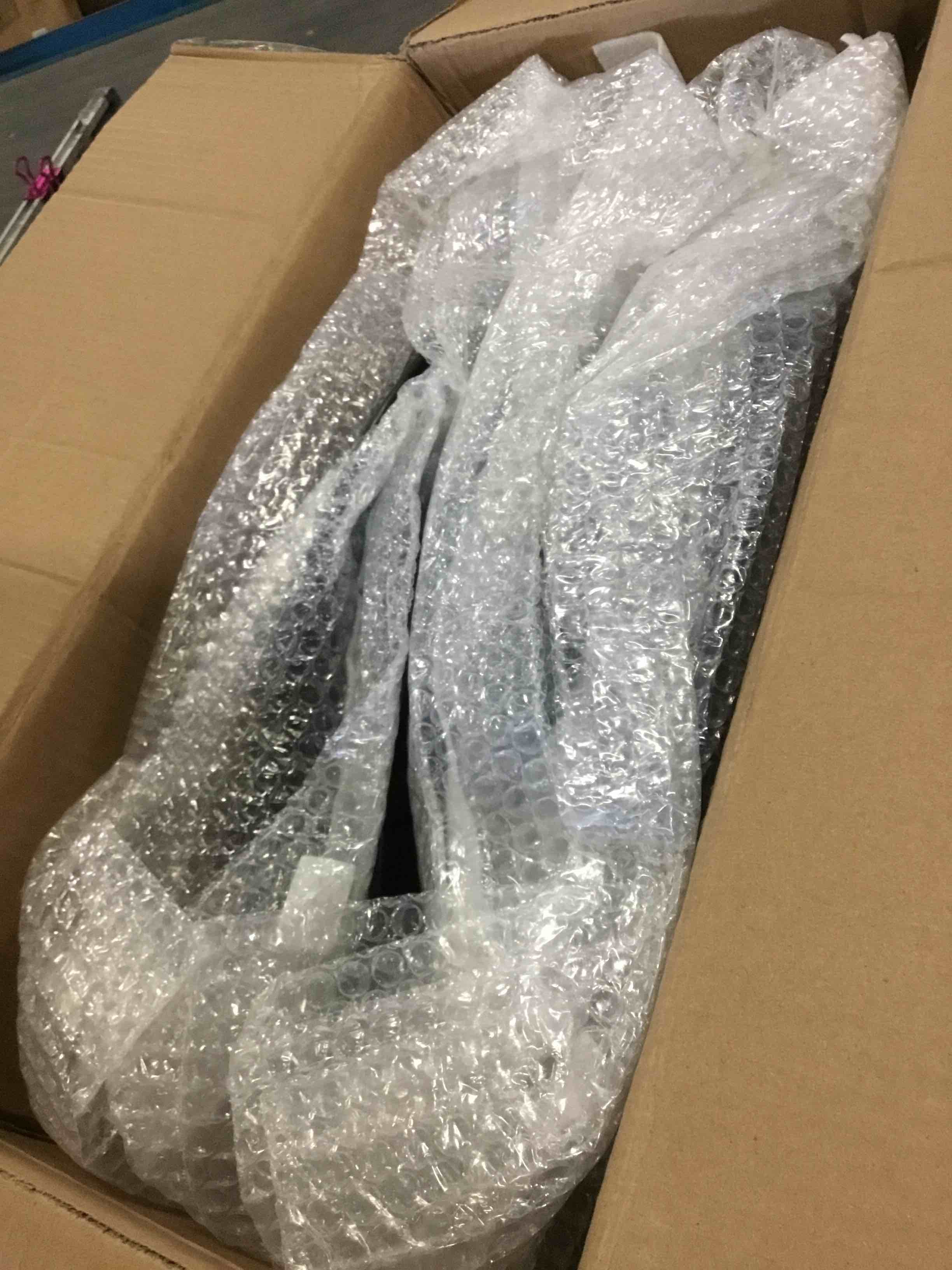 https://s3.amazonaws.com/lotting-images-prod/bidfta/BLU5340614_1702580859872.jpeg