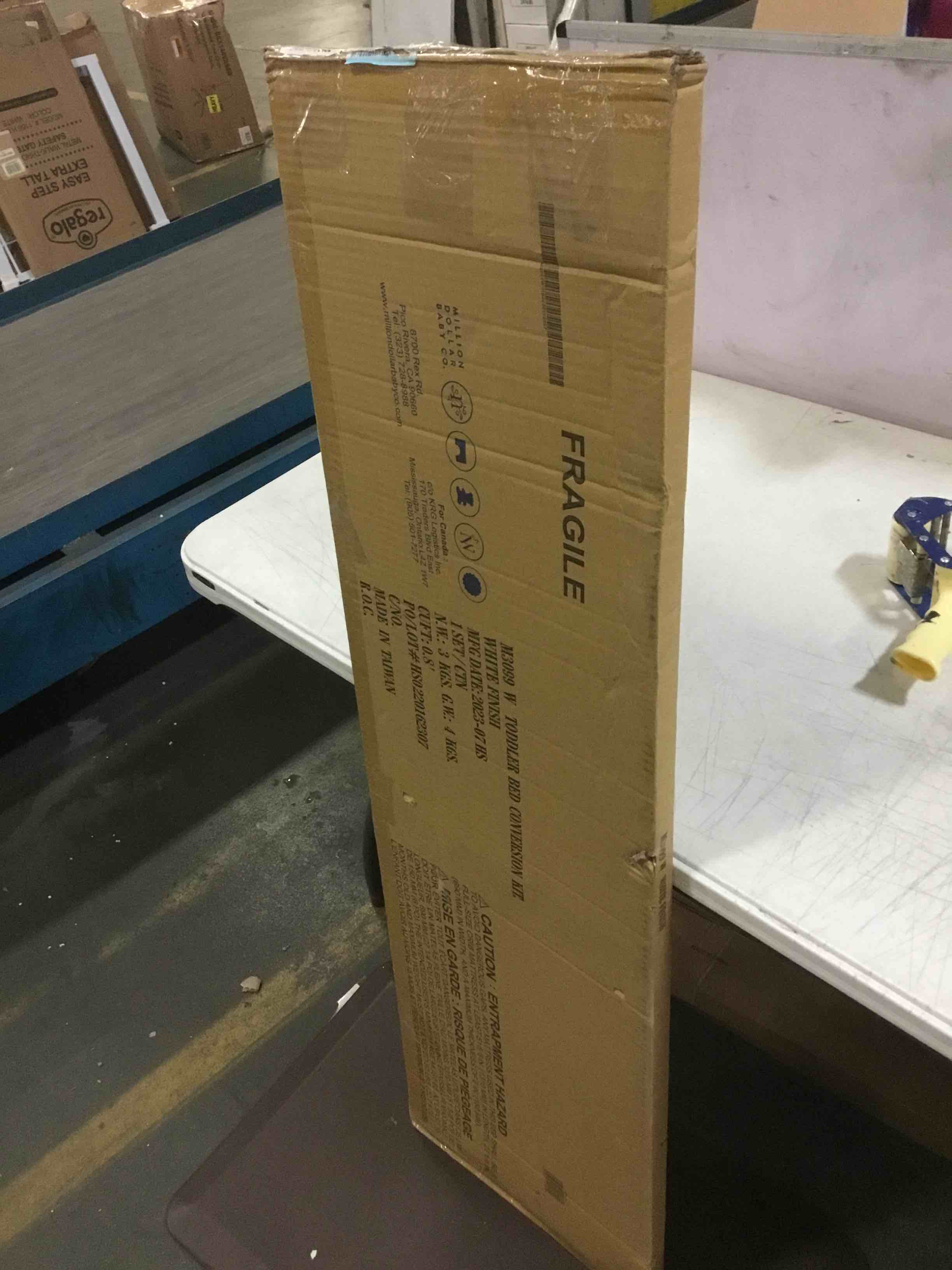 https://s3.amazonaws.com/lotting-images-prod/bidfta/BLU5341431_1703175272383.jpeg