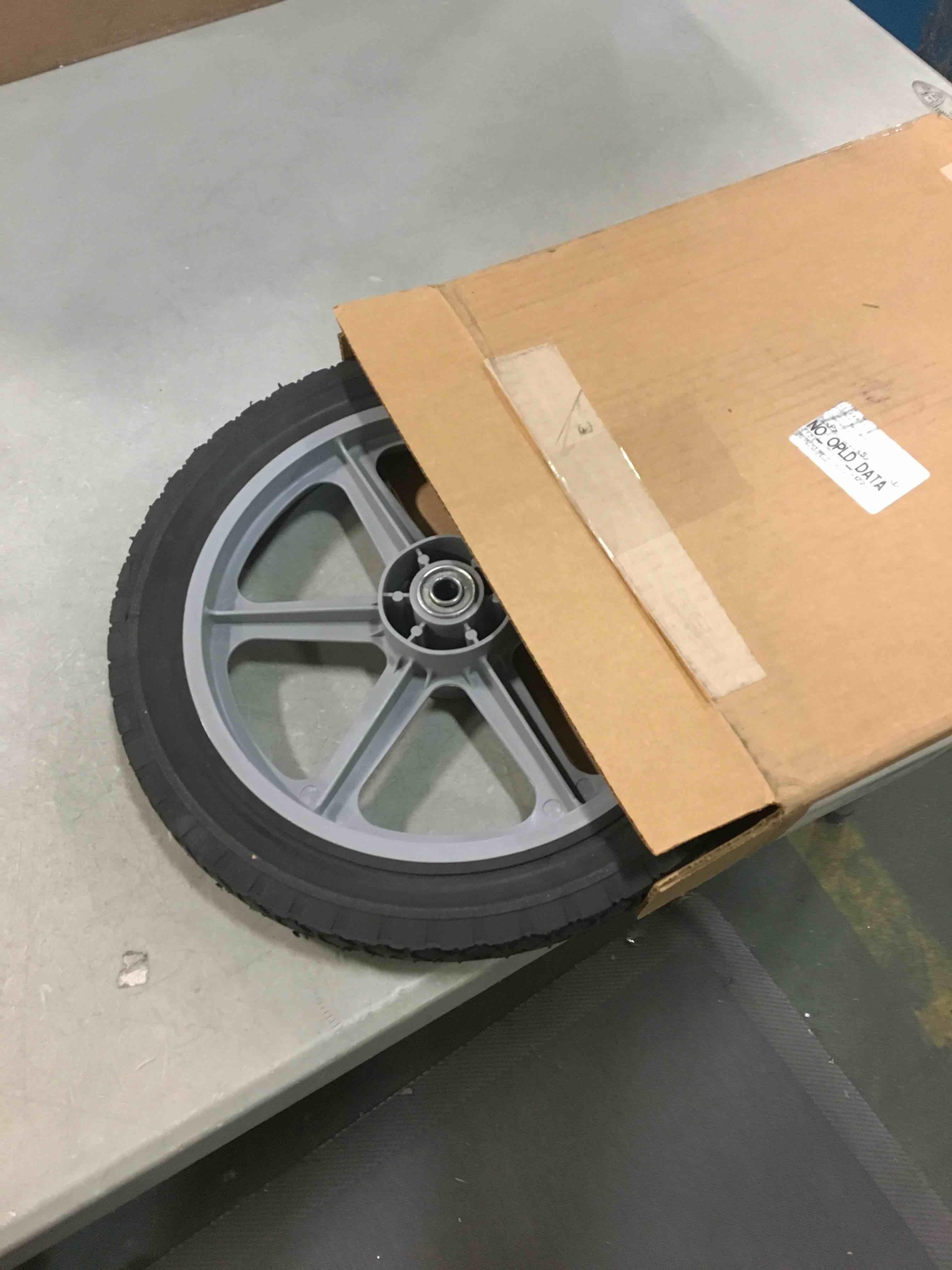 https://s3.amazonaws.com/lotting-images-prod/bidfta/BLU5341571_1703247824719.jpeg
