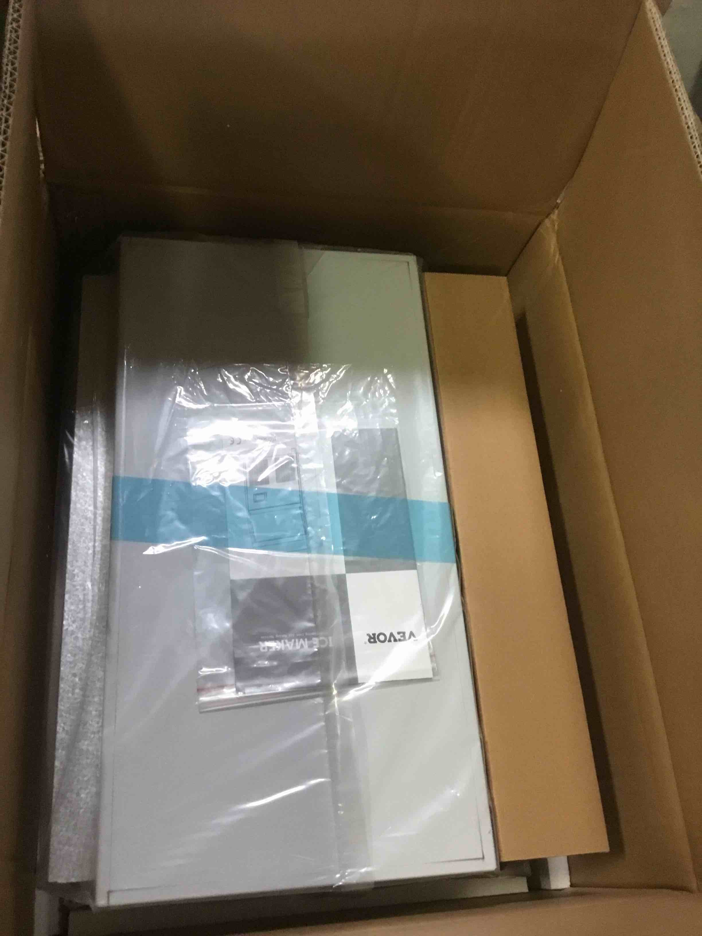 https://s3.amazonaws.com/lotting-images-prod/bidfta/BLU5342139_1702319053259.jpeg