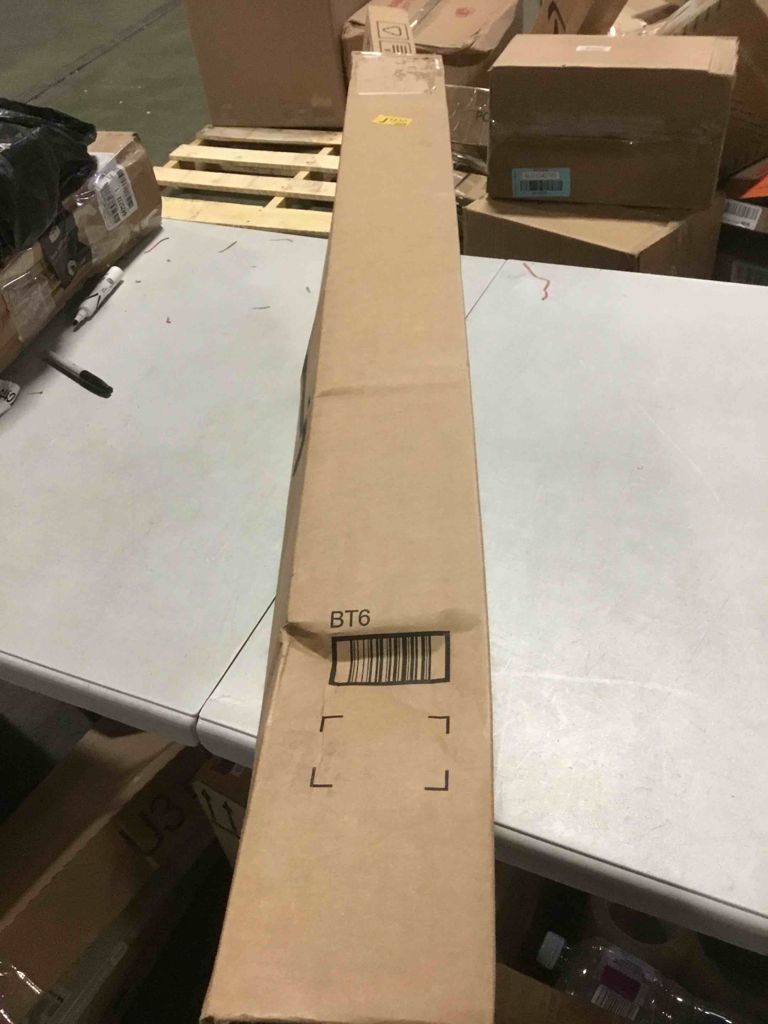 https://s3.amazonaws.com/lotting-images-prod/bidfta/BLU5342190_1702385298361.jpeg