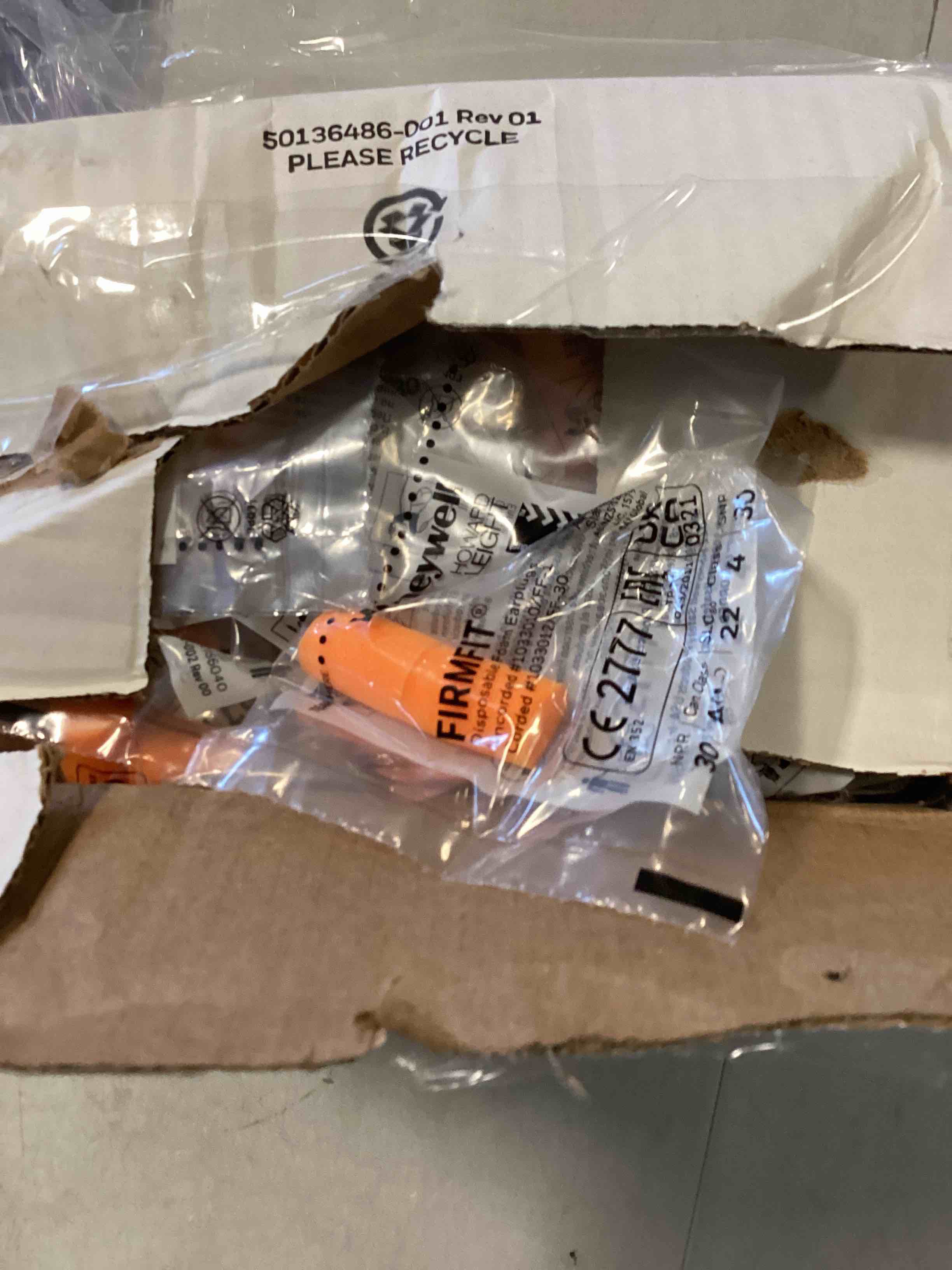https://s3.amazonaws.com/lotting-images-prod/bidfta/BLU5342476_1702492063683.jpeg