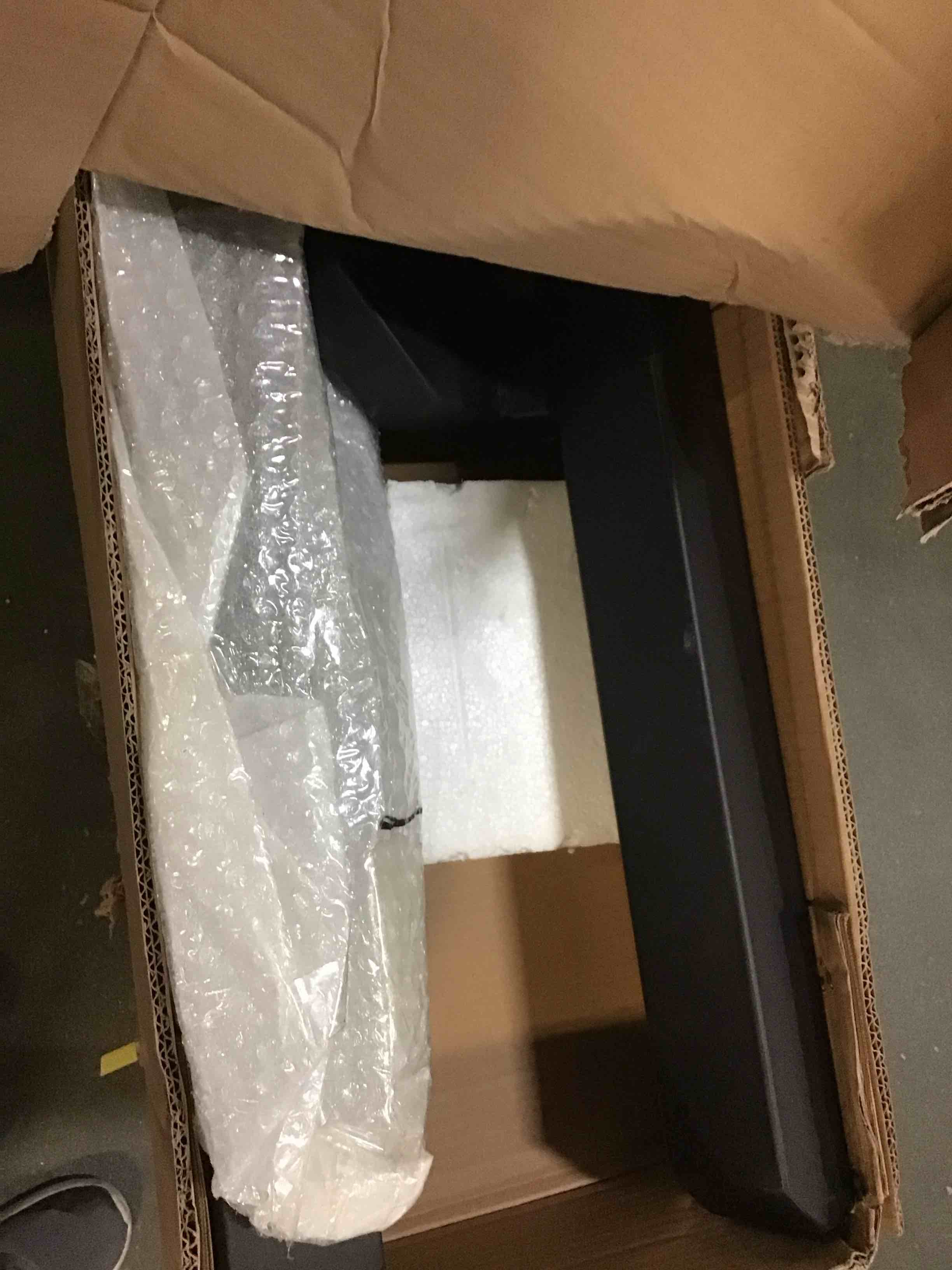 https://s3.amazonaws.com/lotting-images-prod/bidfta/BLU5343476_1702390230039.jpeg