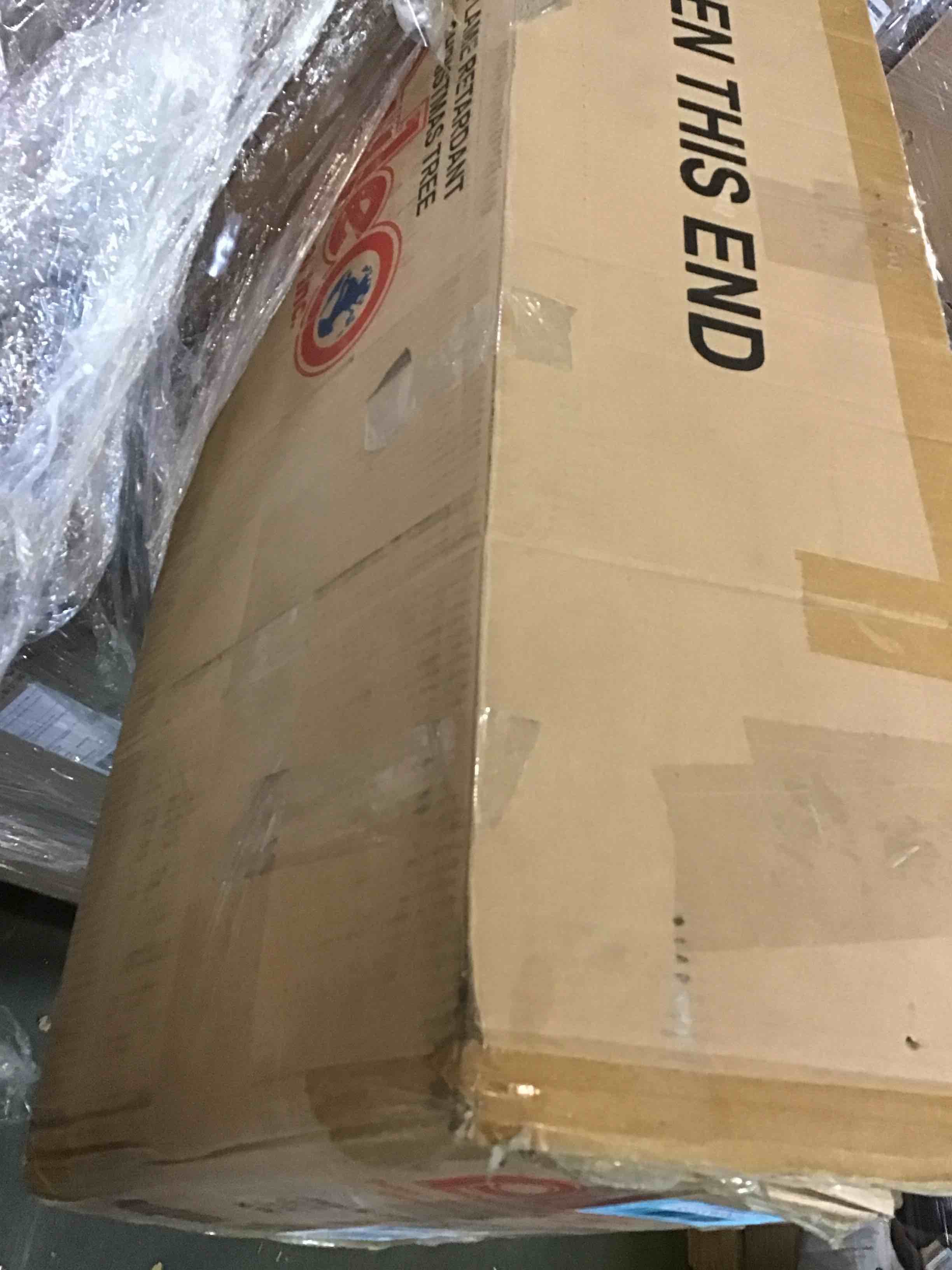 Puleo Tree Company 7.5' PreLit Fraser Fir Pencil Tree Artificial Christmas Tree with 350 Clear