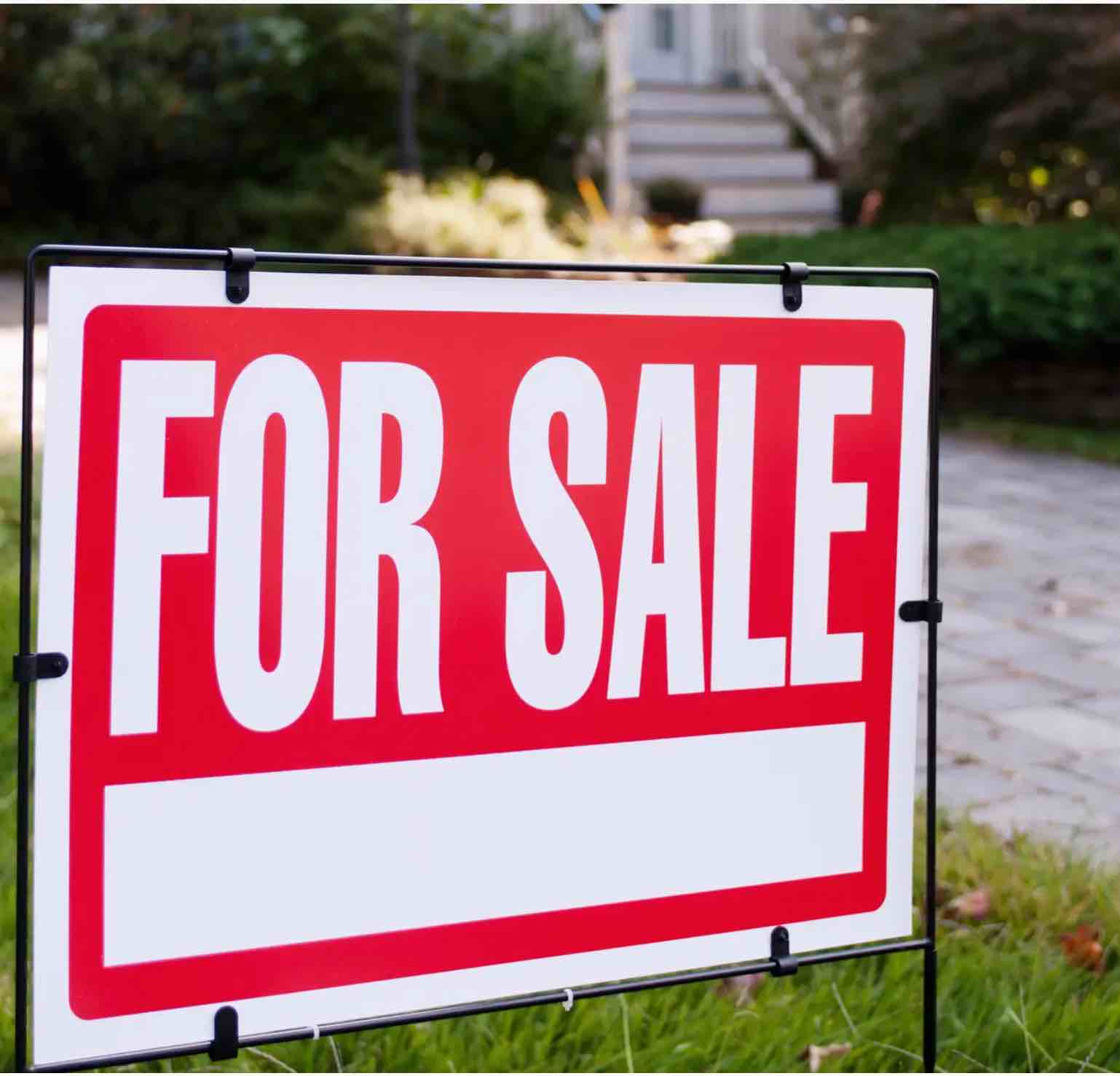 The housing market is cooling down so fast that more than half of all listings in Denver got price cuts in July, Redfin's CEO says