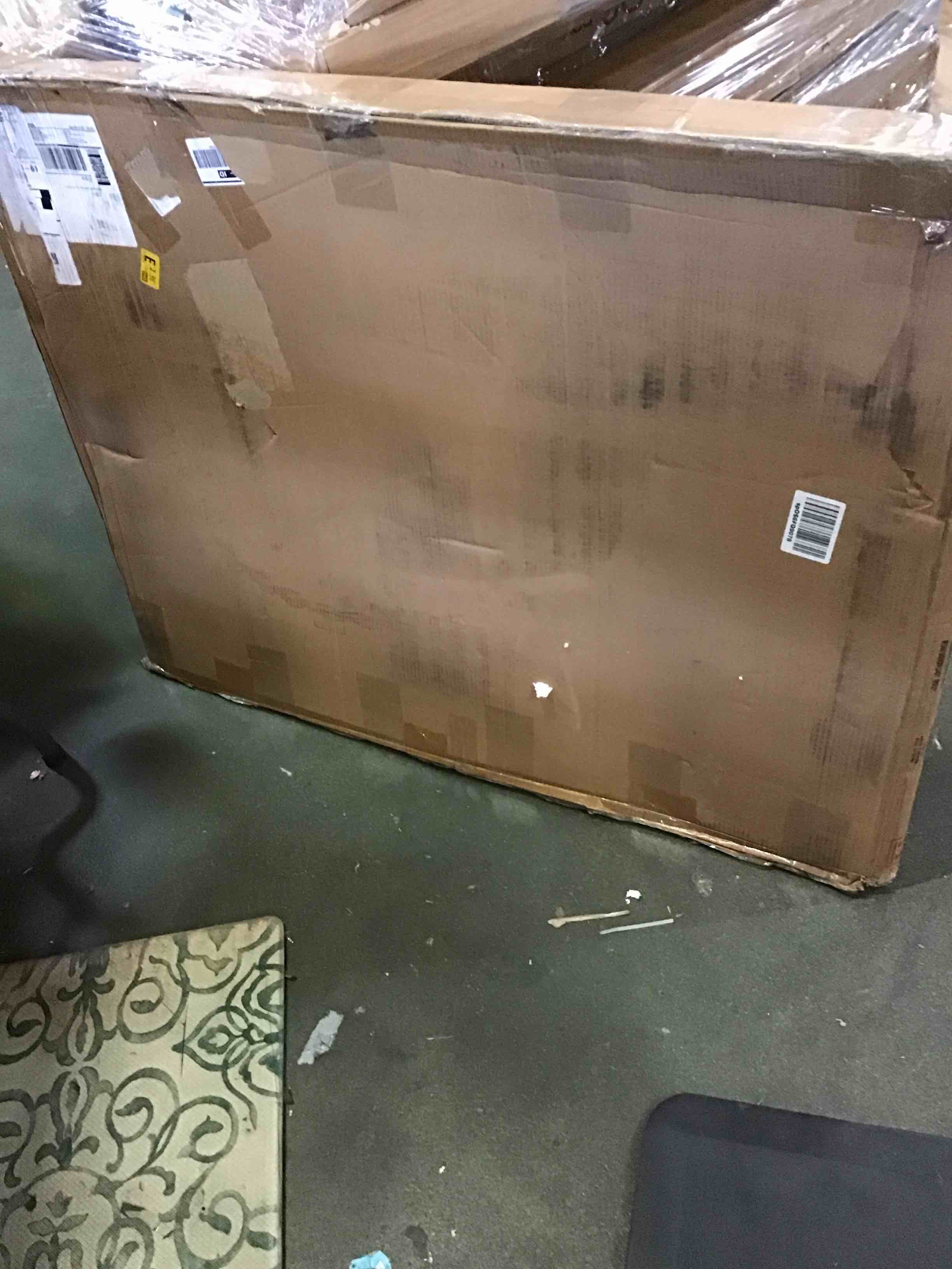https://s3.amazonaws.com/lotting-images-prod/bidfta/BLU5343995_1702580711457.jpeg
