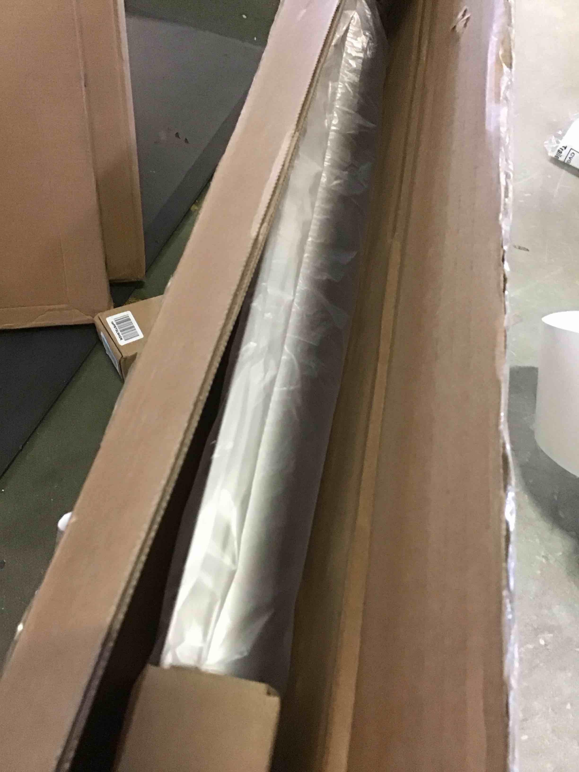 https://s3.amazonaws.com/lotting-images-prod/bidfta/BLU5344012_1702582712615.jpeg