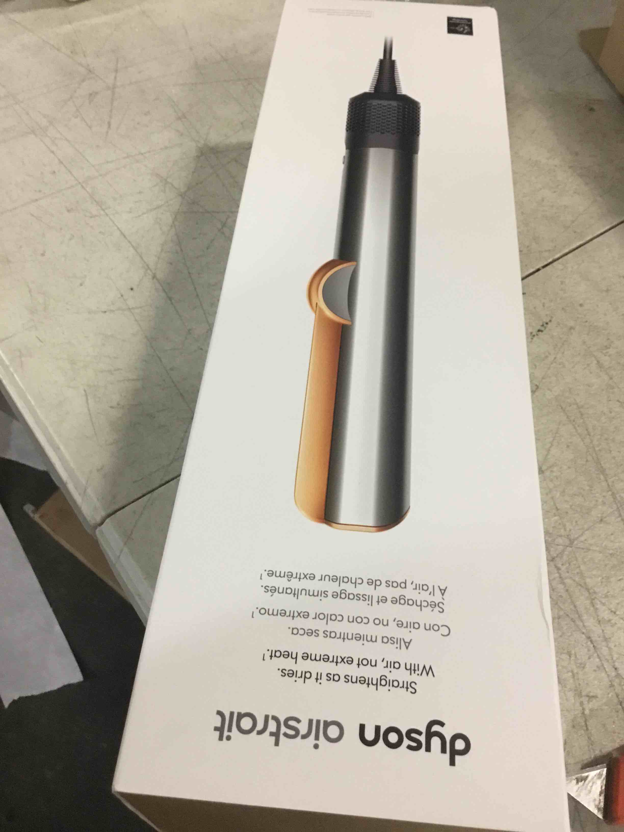https://s3.amazonaws.com/lotting-images-prod/bidfta/BLU5345090_1702304505431.jpeg